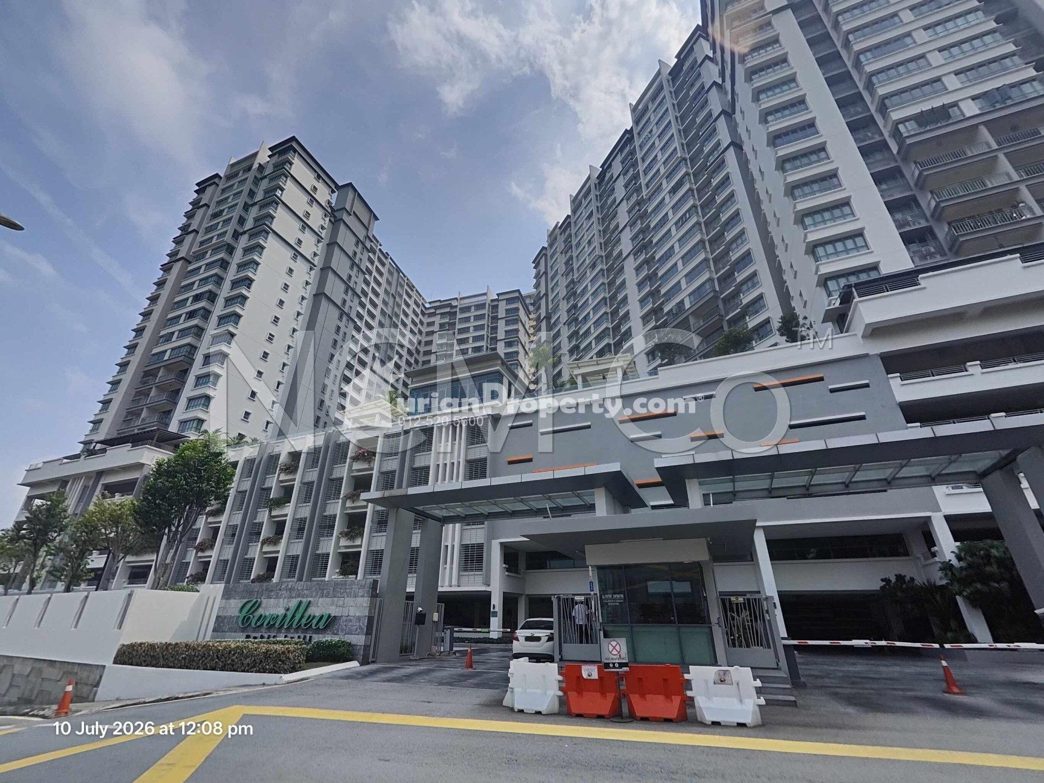 Condo For Auction at Covillea