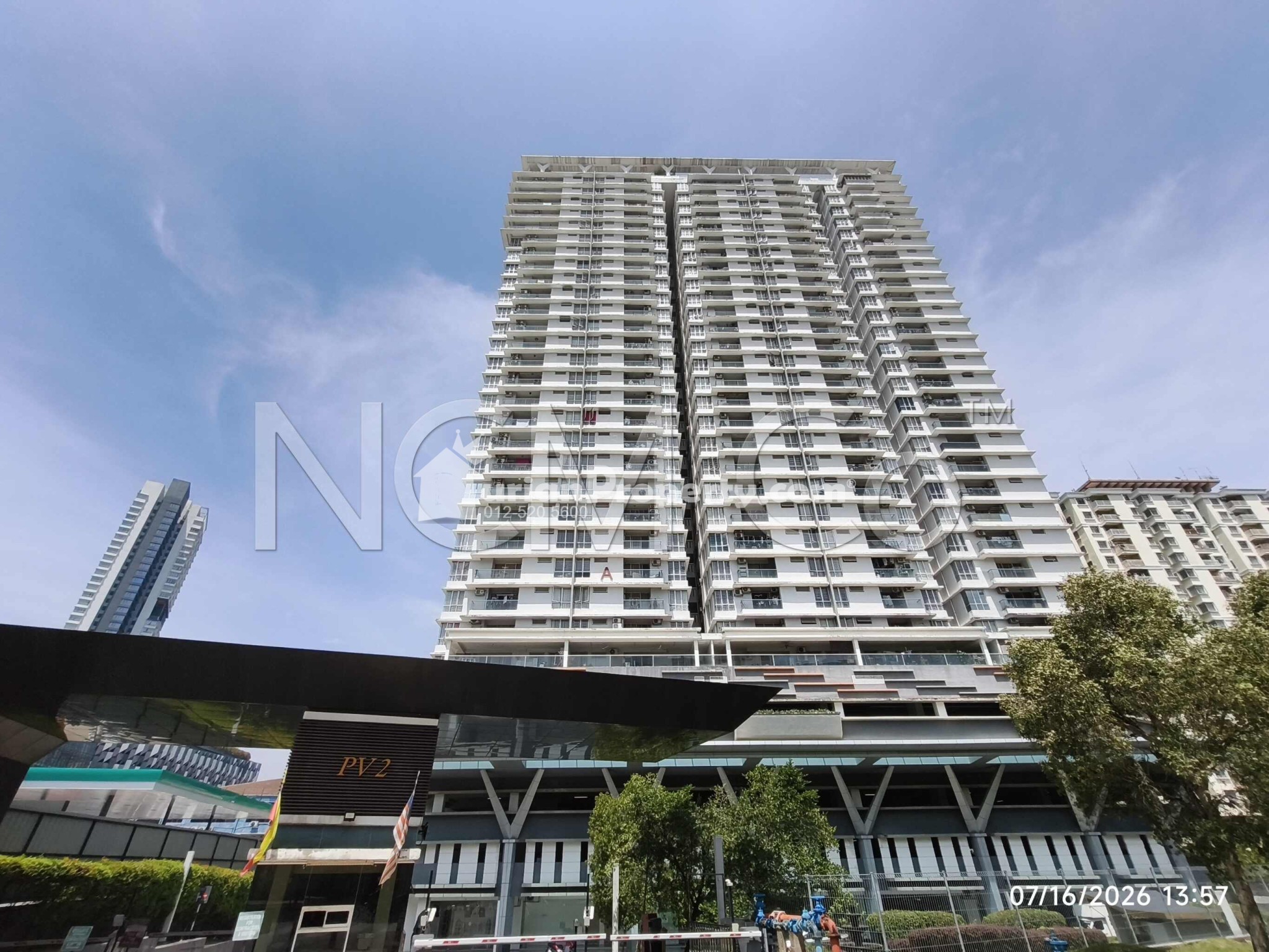 Condo For Auction at Platinum Hill PV2