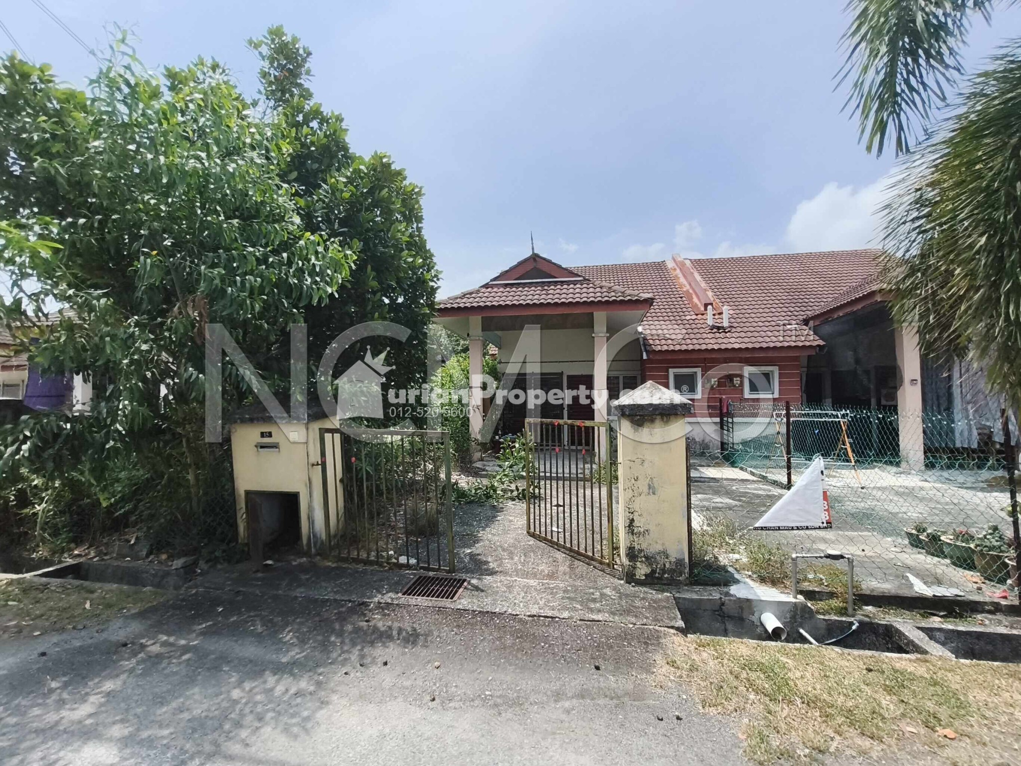 Terrace House For Auction at Kampung Sungai Pinang