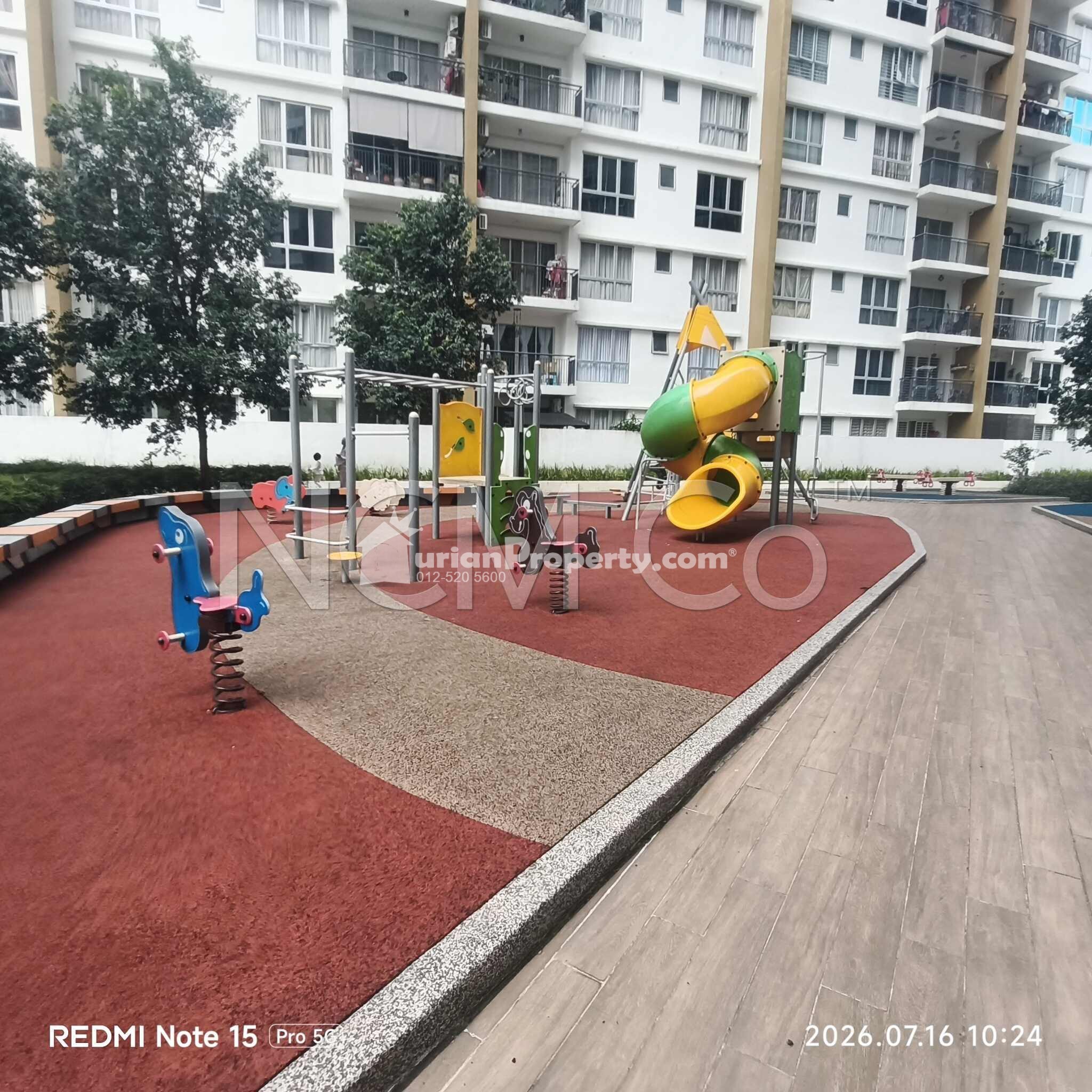 Condo For Auction at Platinum Splendor