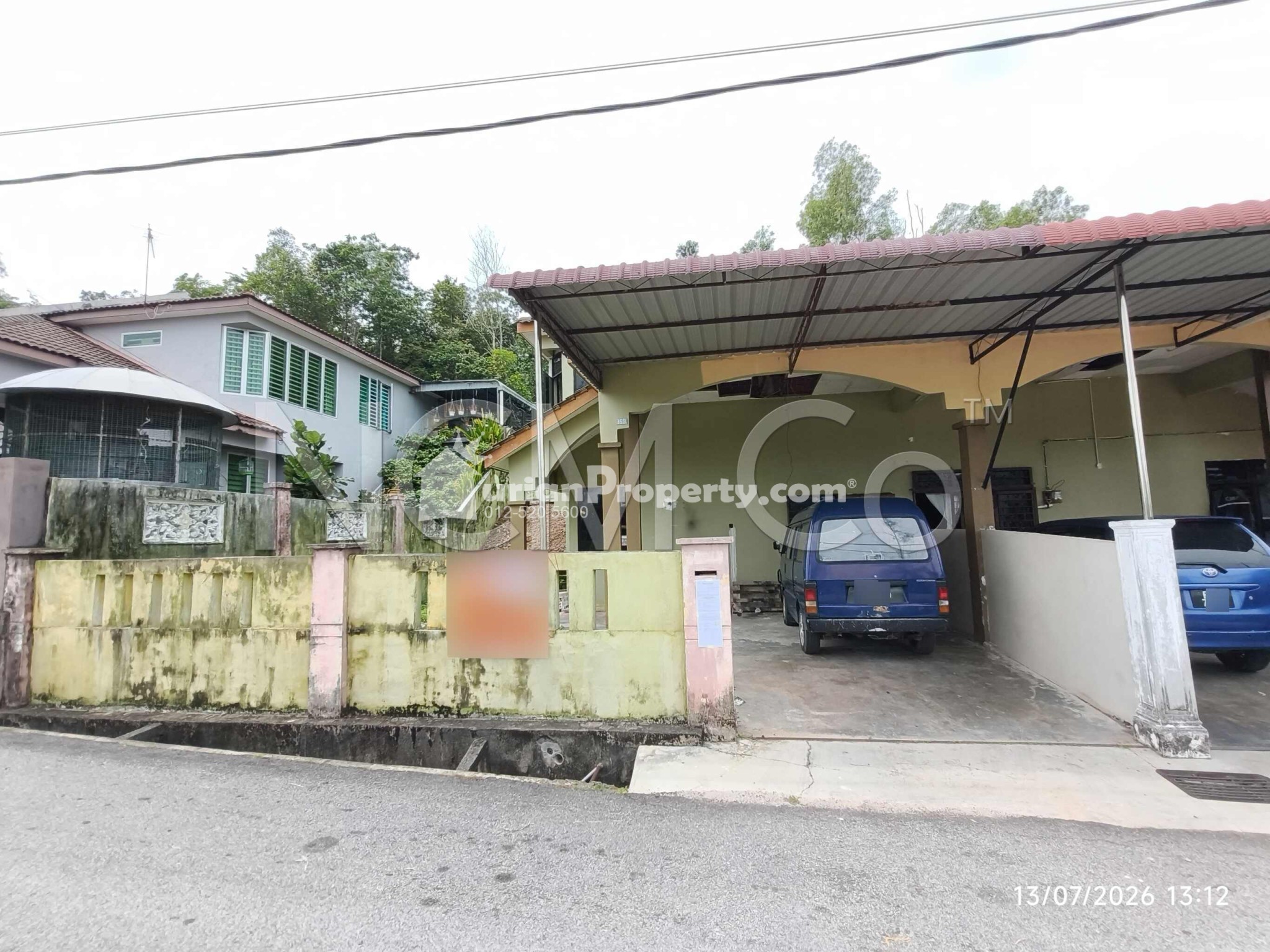 Terrace House For Auction at Taman Kempas