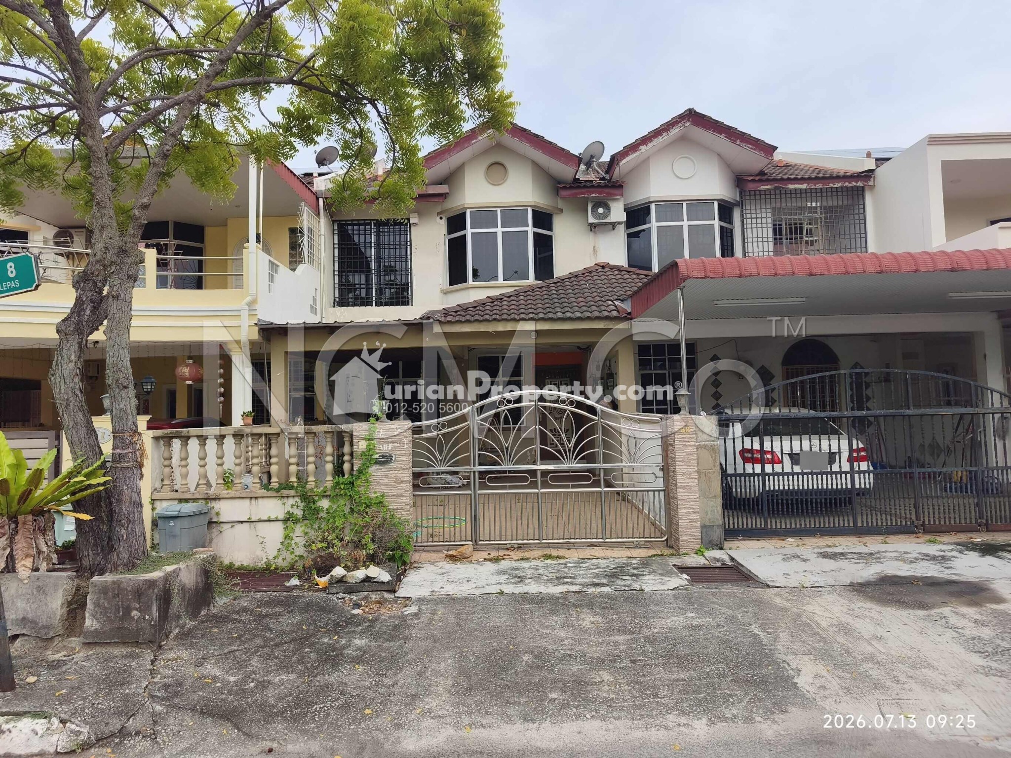Terrace House For Auction at Taman Sri Mewah Indah