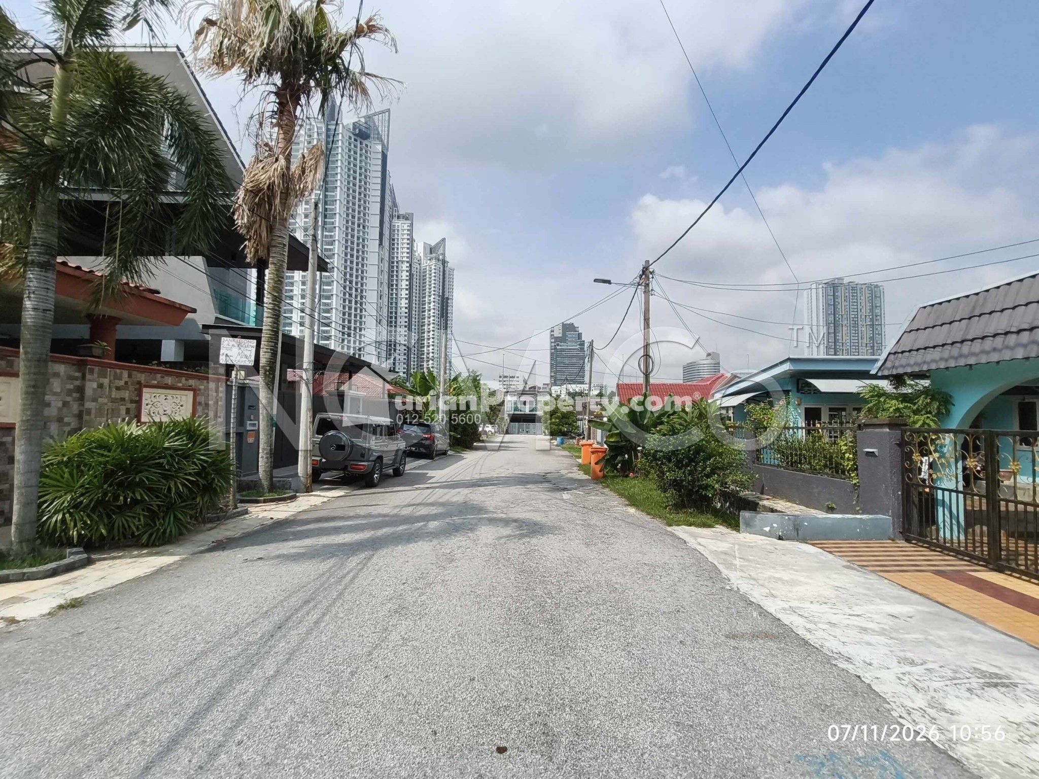 Bungalow House For Auction at Taman Keramat