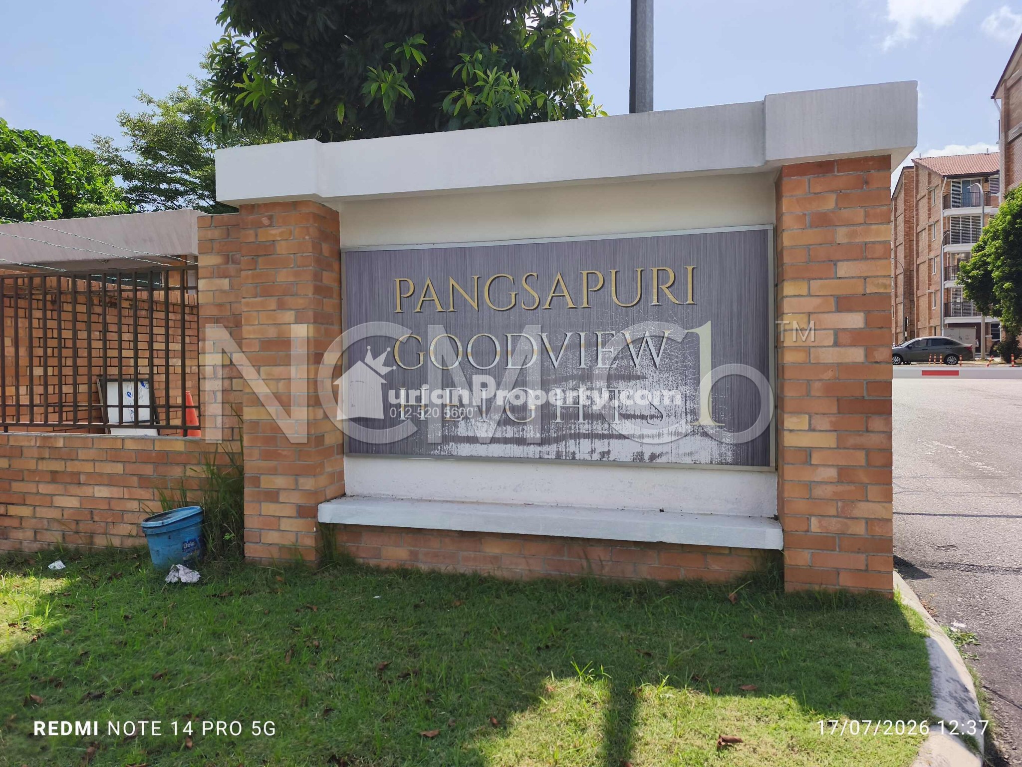 Apartment For Auction at Goodview Heights