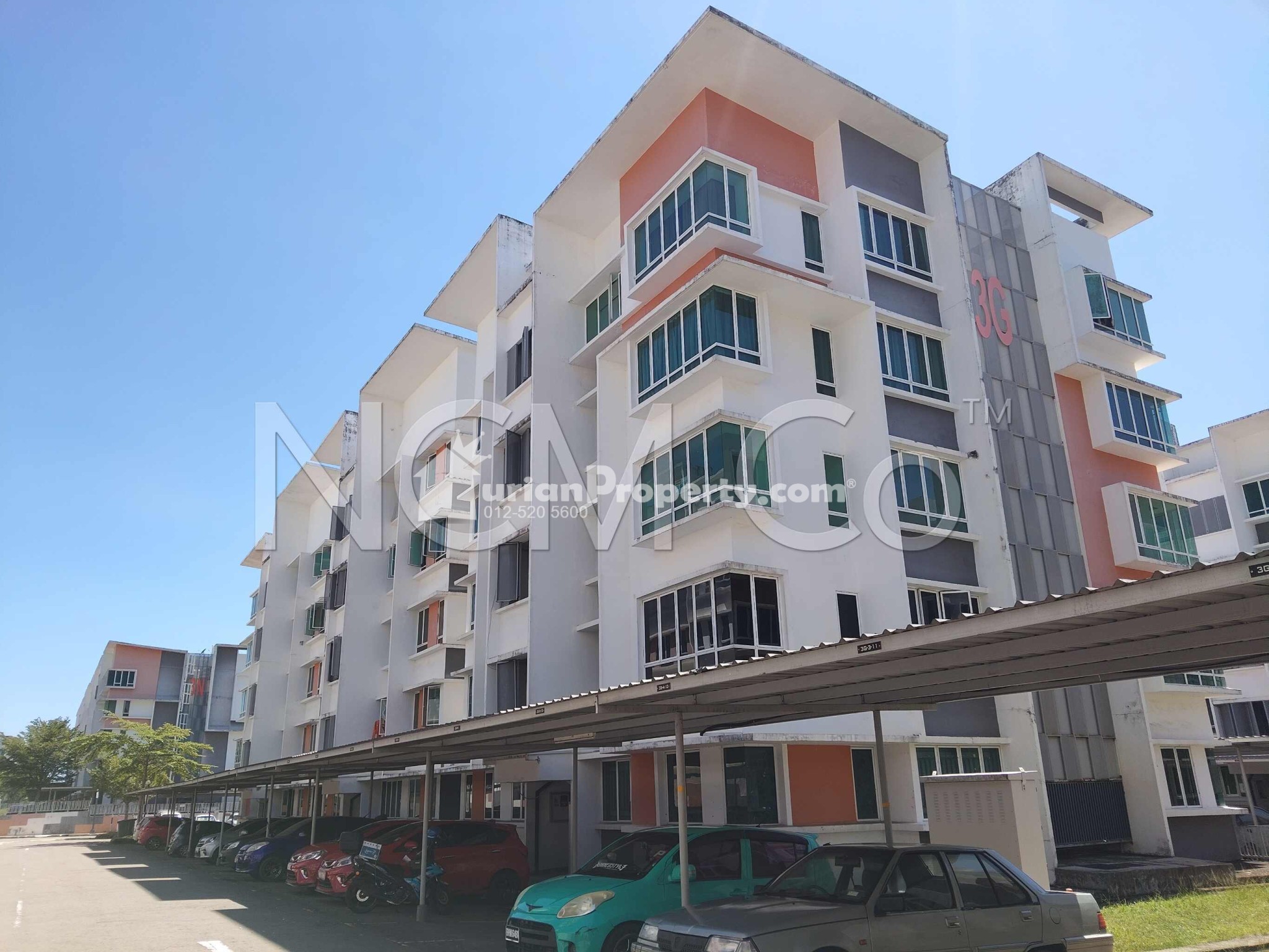 Apartment For Auction at University Utama Condominium