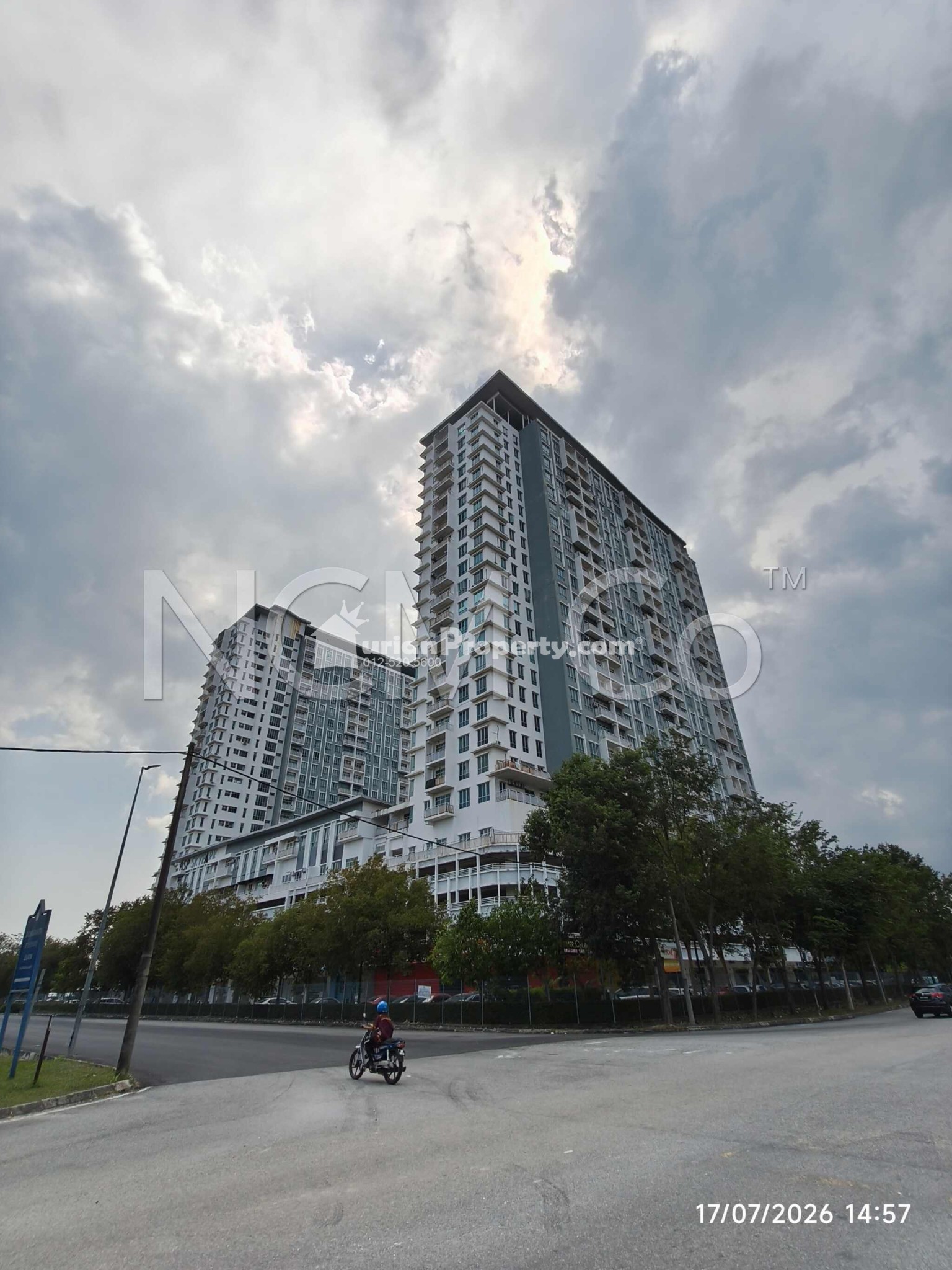 Condo For Auction at Bsp Skypark