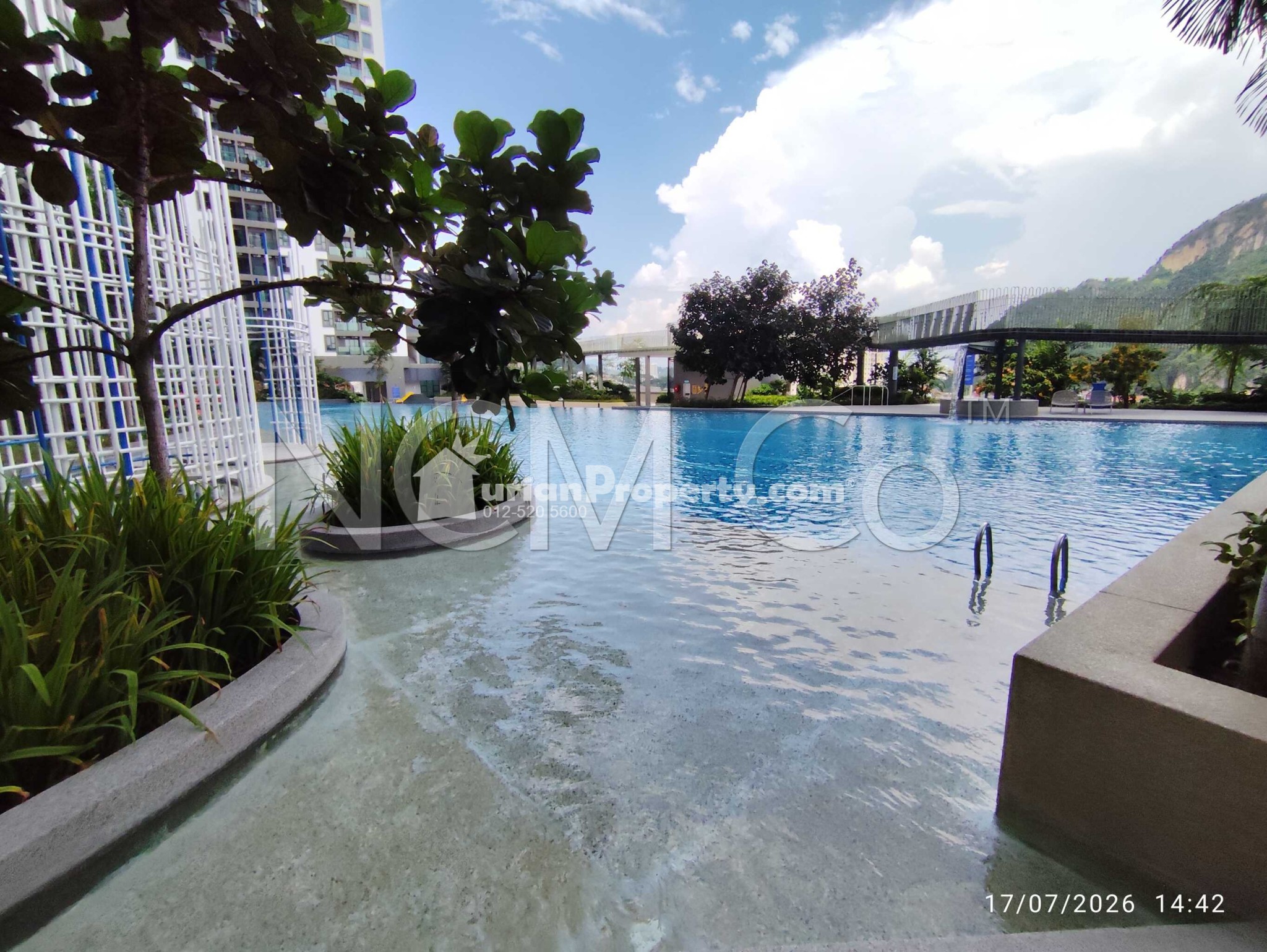 Serviced Residence For Auction at Bayu Residensi @ Seri Temenggung