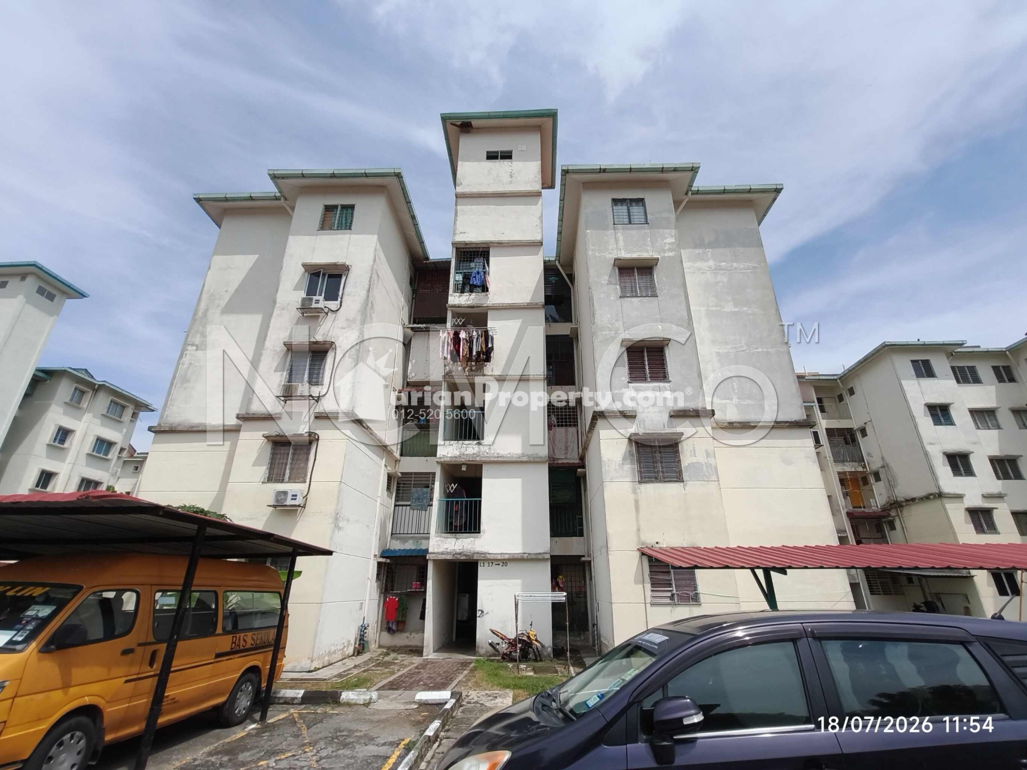 Apartment For Auction at Lilywood Court