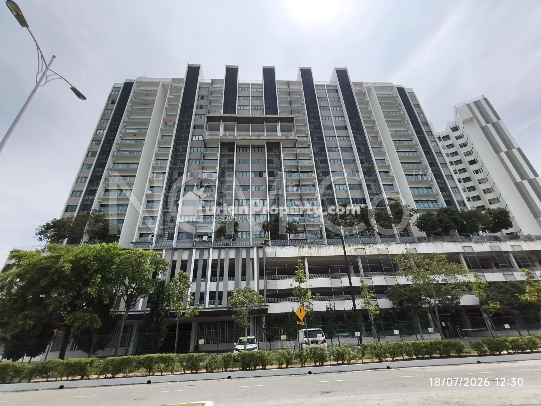 Condo For Auction at Skyvilla