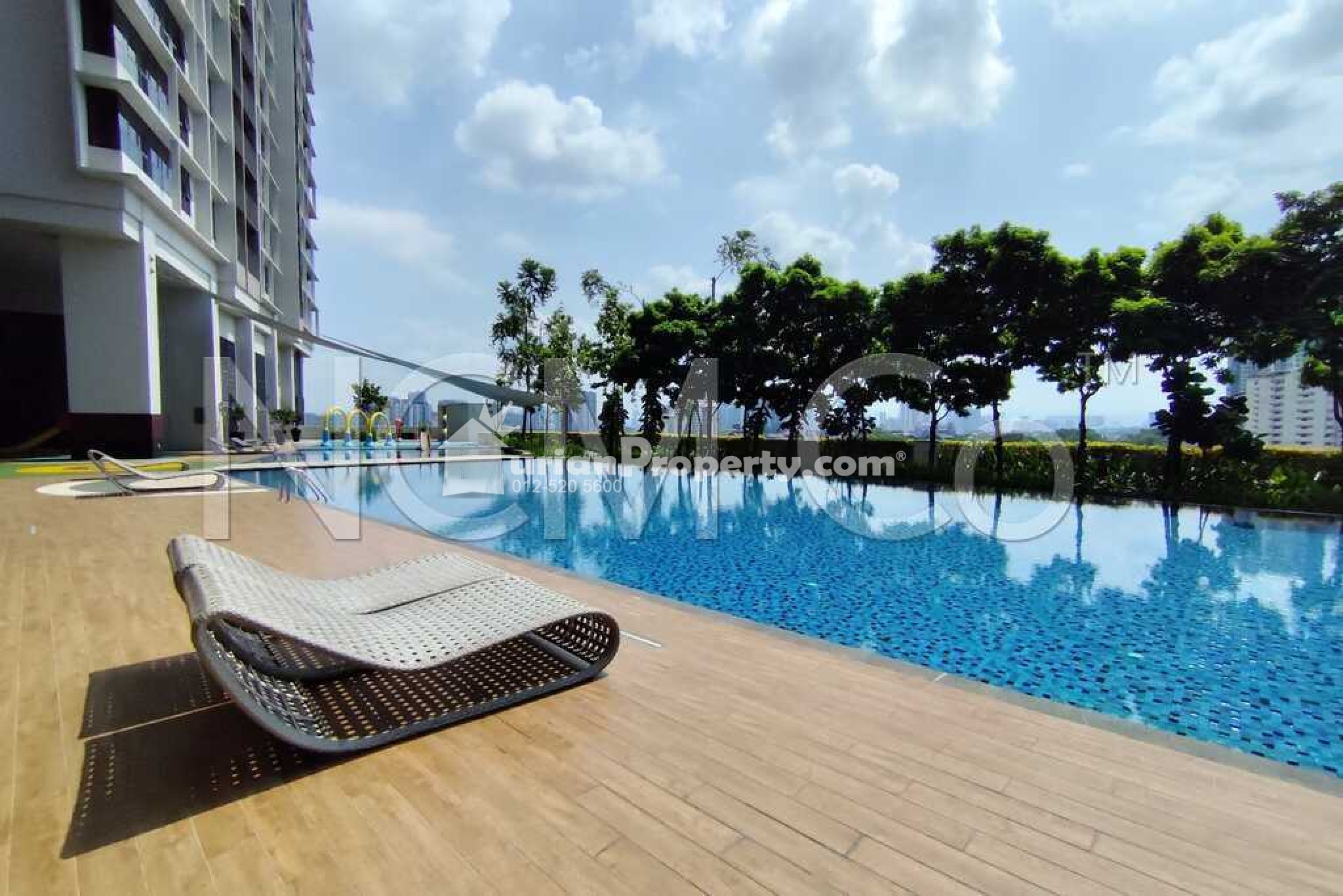 Condo For Auction at The Rainz