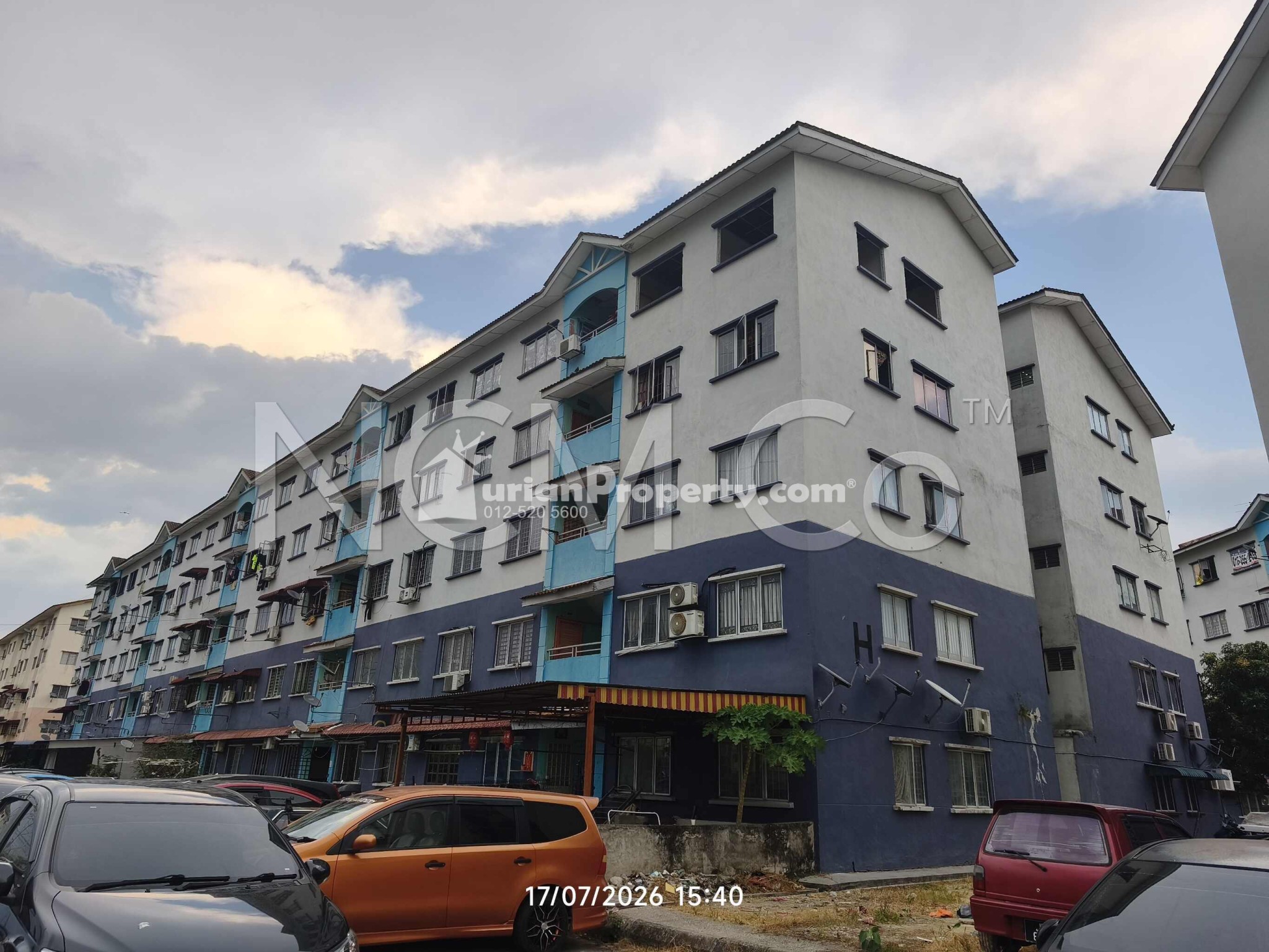 Apartment For Auction at Taman Pendamar Indah 2