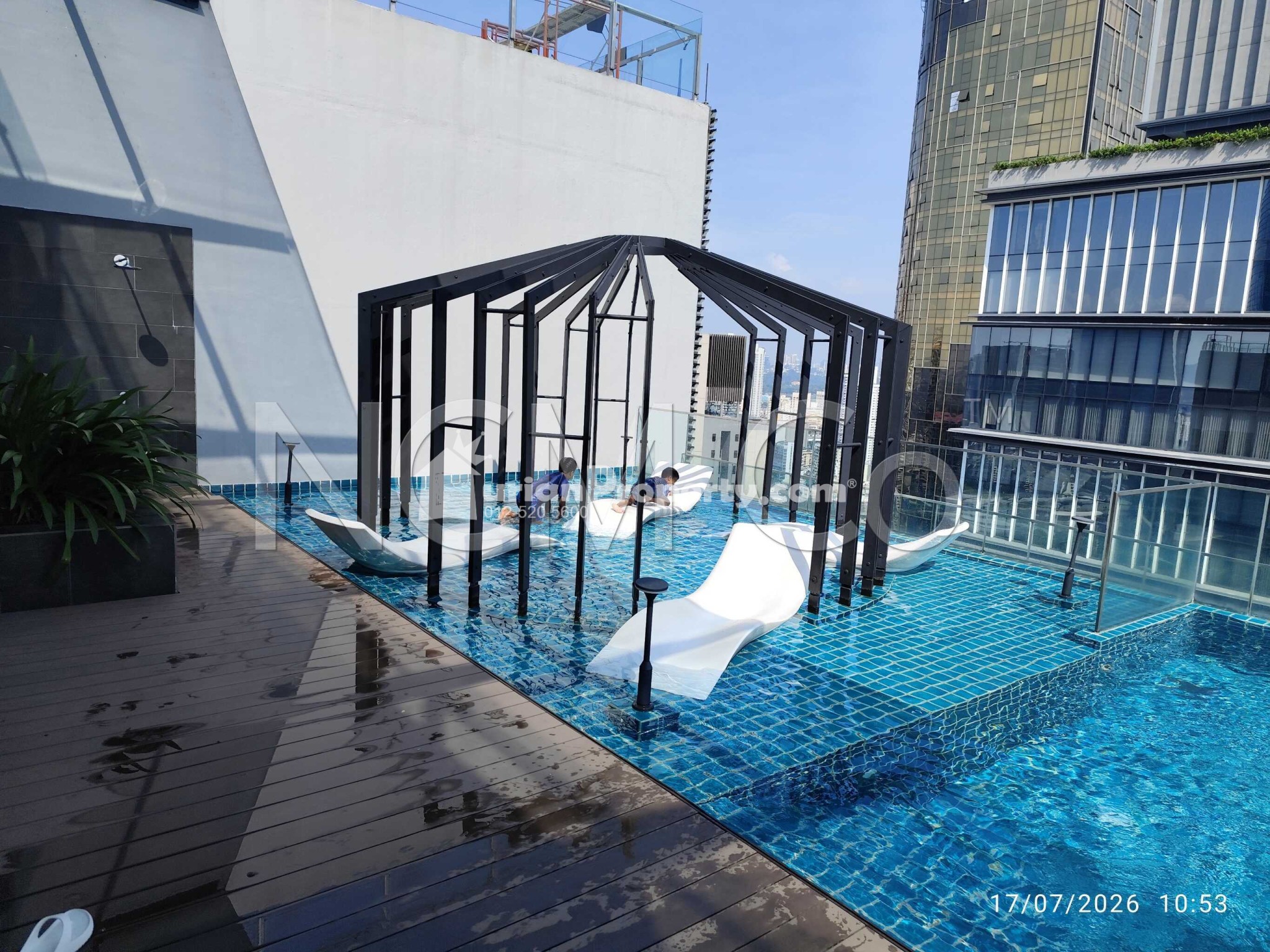 Serviced Residence For Auction at Tribeca