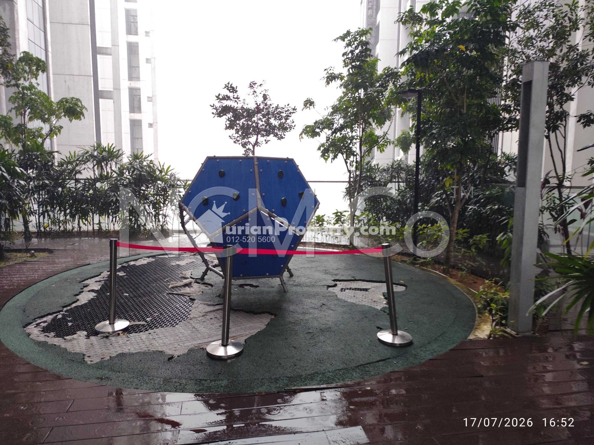 Serviced Residence For Auction at M City