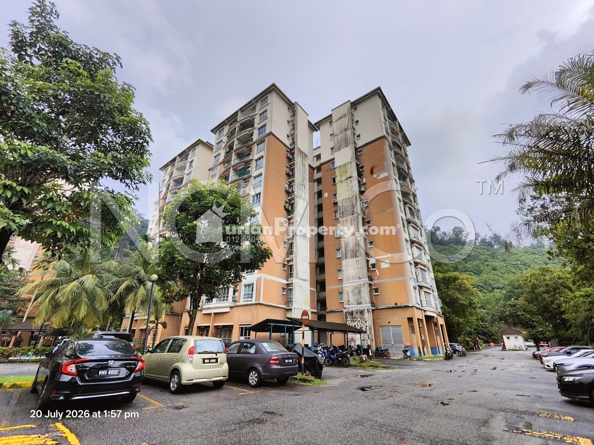 Apartment For Auction at Tiara Intan
