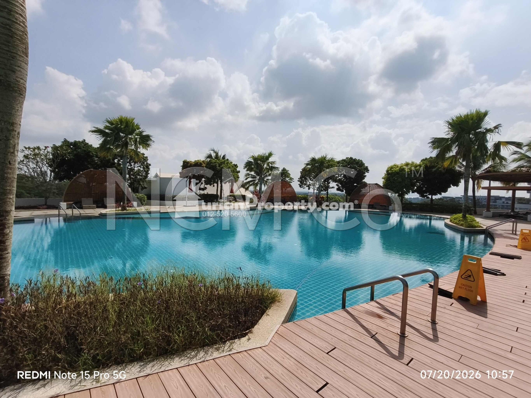 Serviced Residence For Auction at Almas