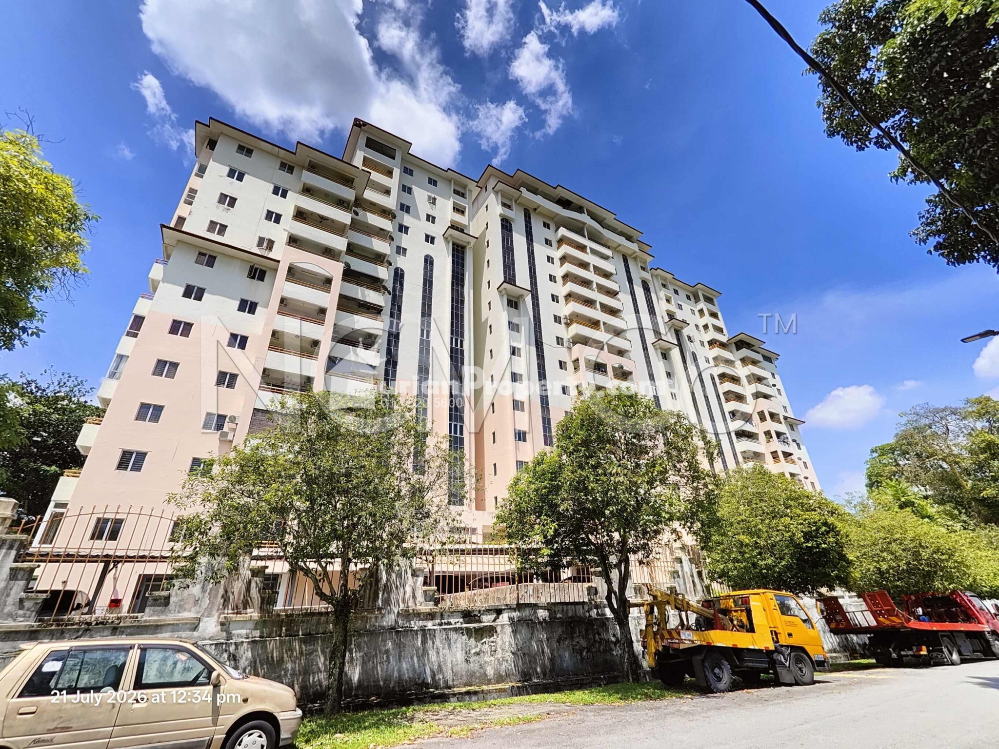 Apartment For Auction at Riviera III