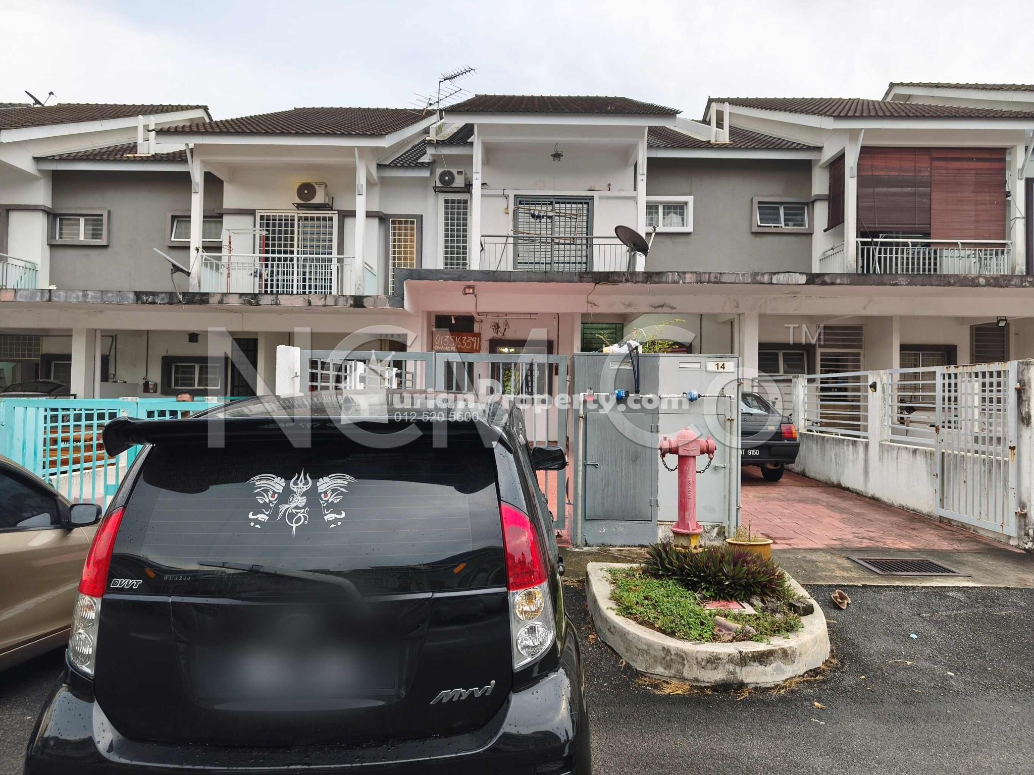 Terrace House For Auction at The Lake Residence