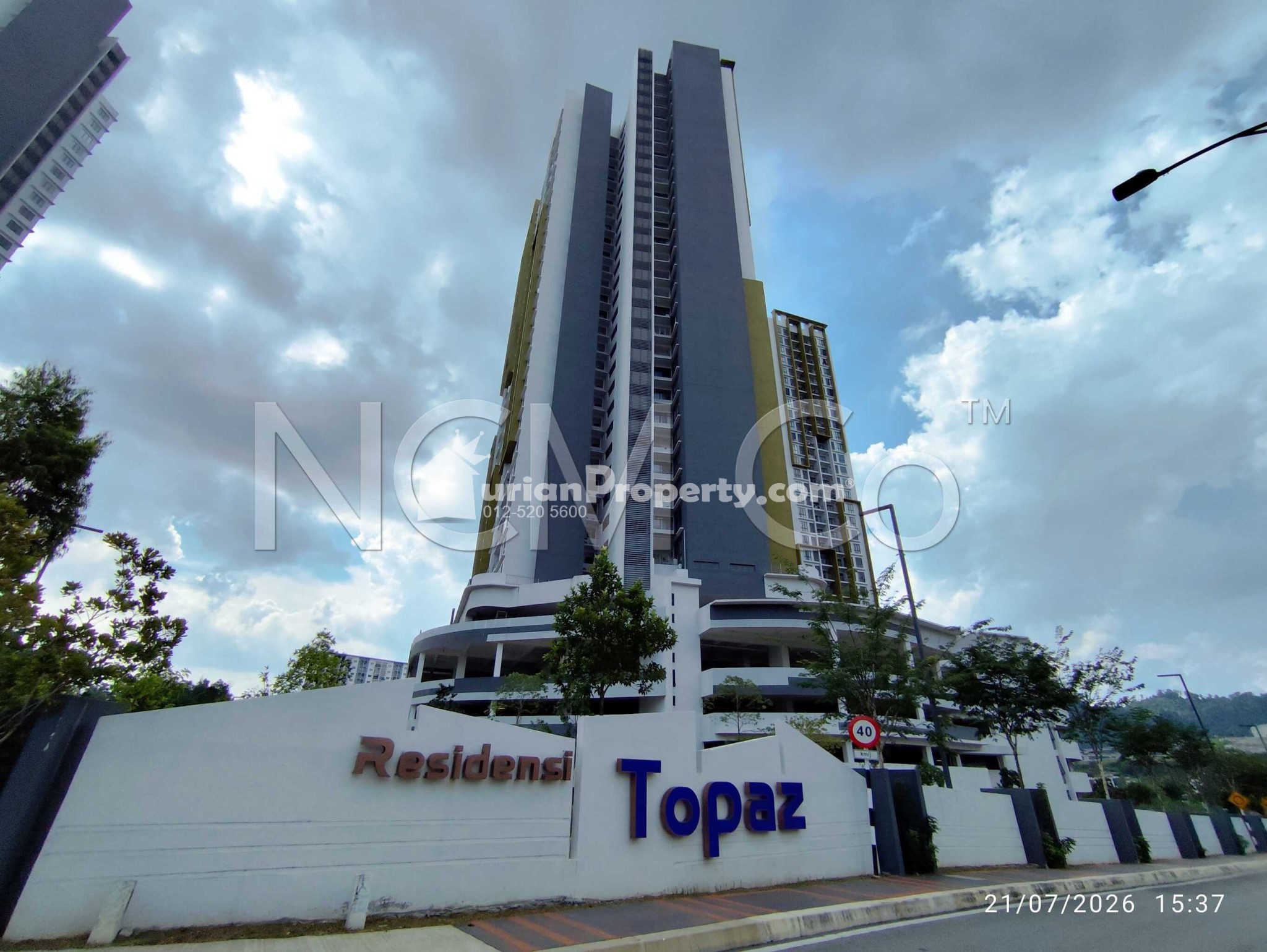 Condo For Auction at Topaz Residence @  Mutiara Heights