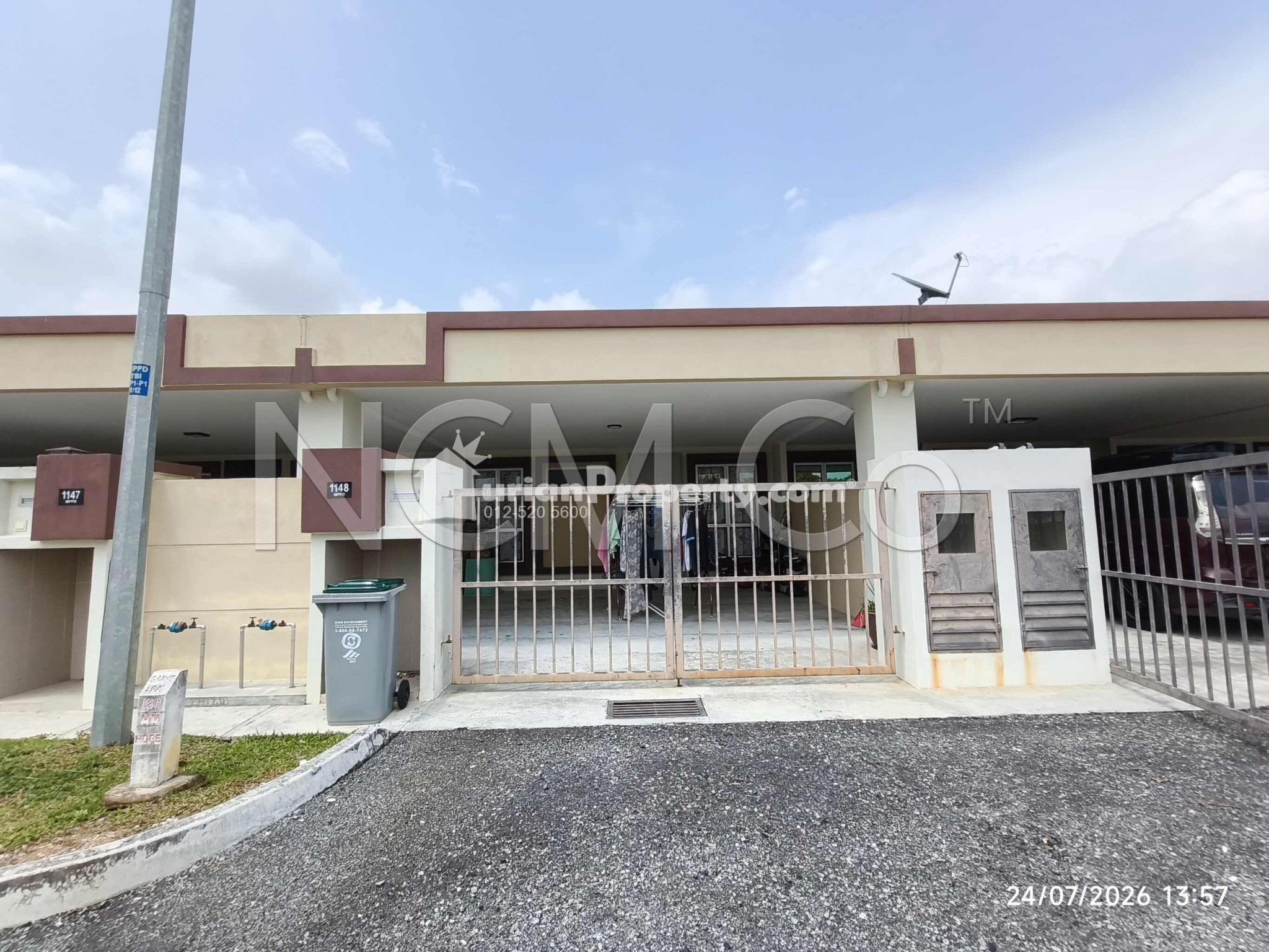 Terrace House For Auction at Taman Bayu Indera