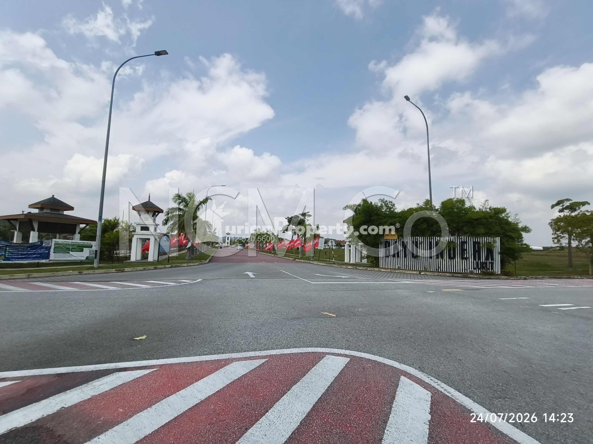 Terrace House For Auction at Taman Bayu Indera