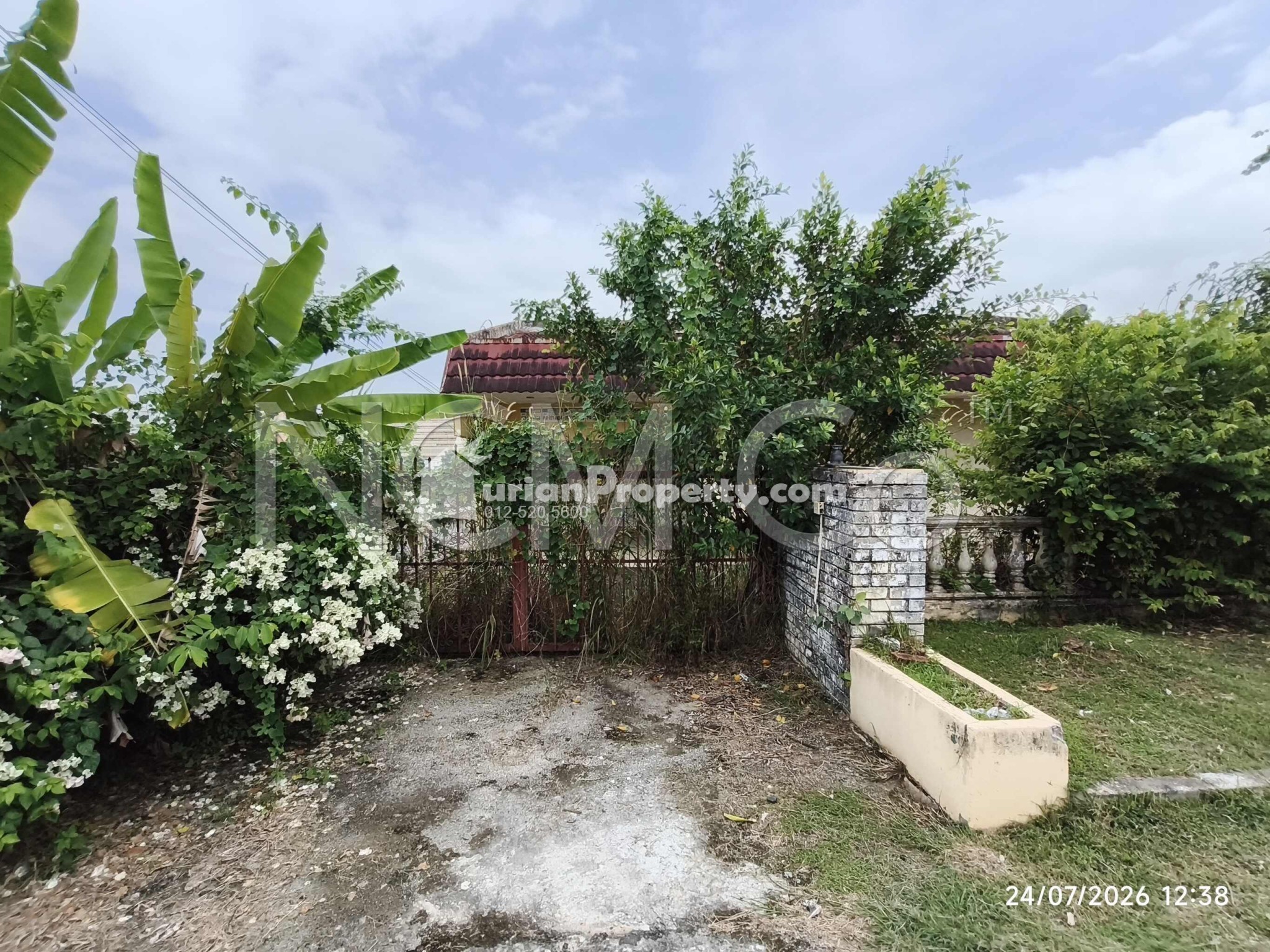 Bungalow House For Auction at Taman Bukit Rasah