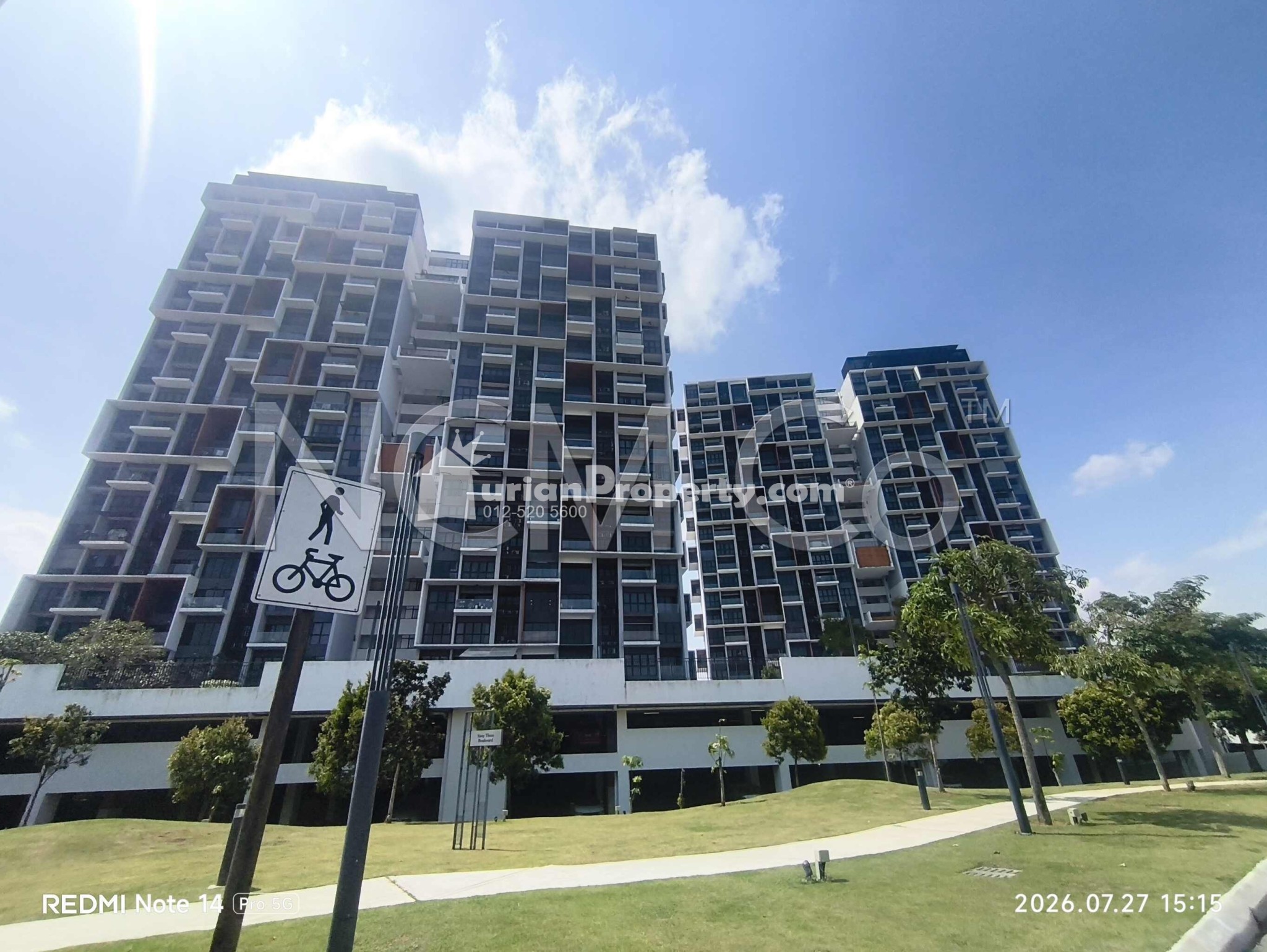 Condo For Auction at The Parque Residences