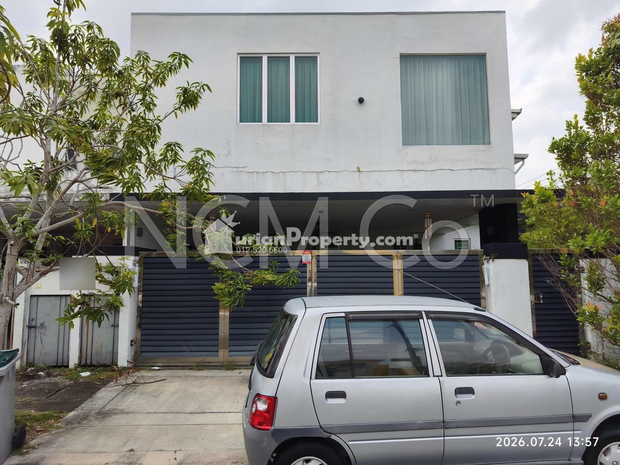 Terrace House For Auction at Hijayu 1