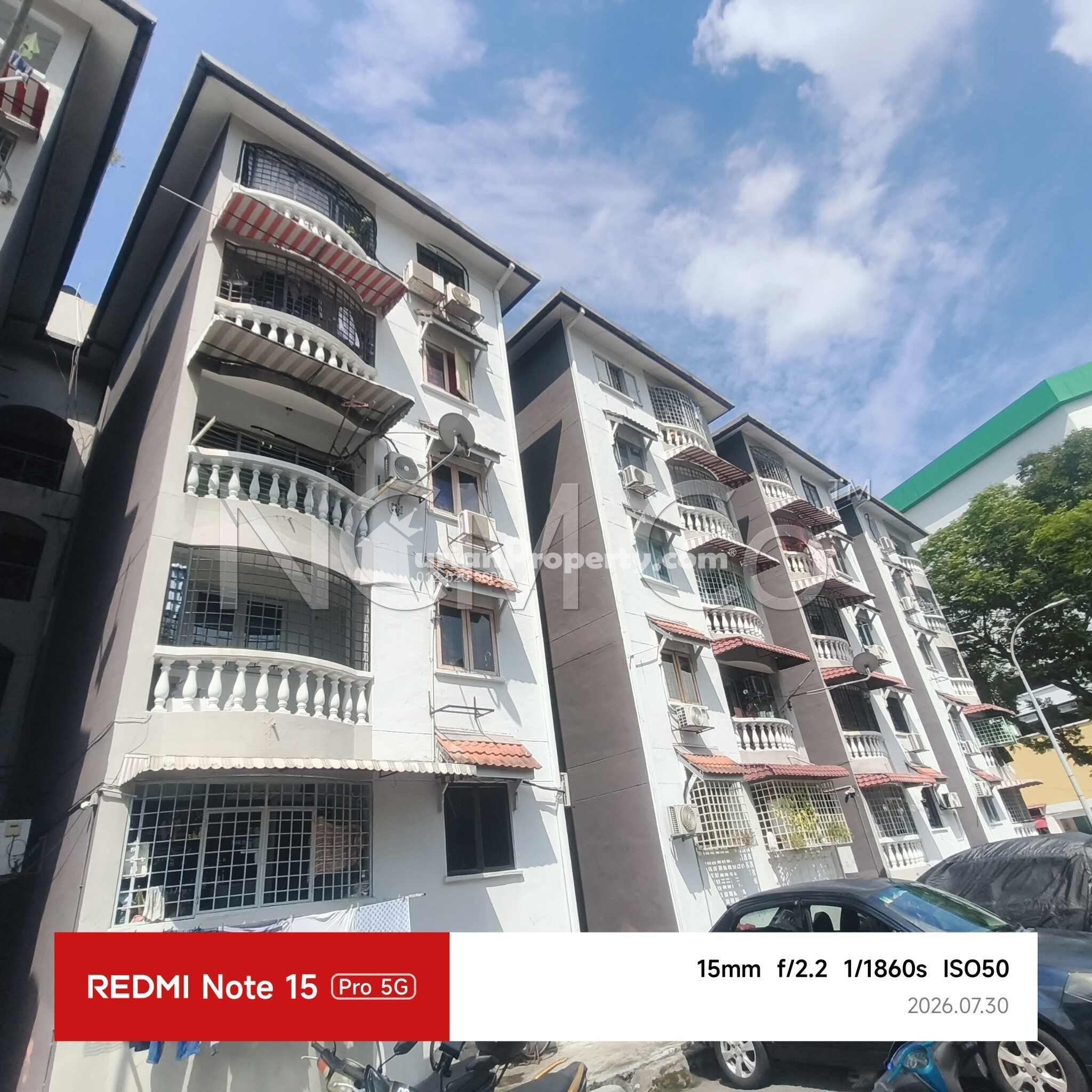 Apartment For Auction at Pandan Terrace Apartment