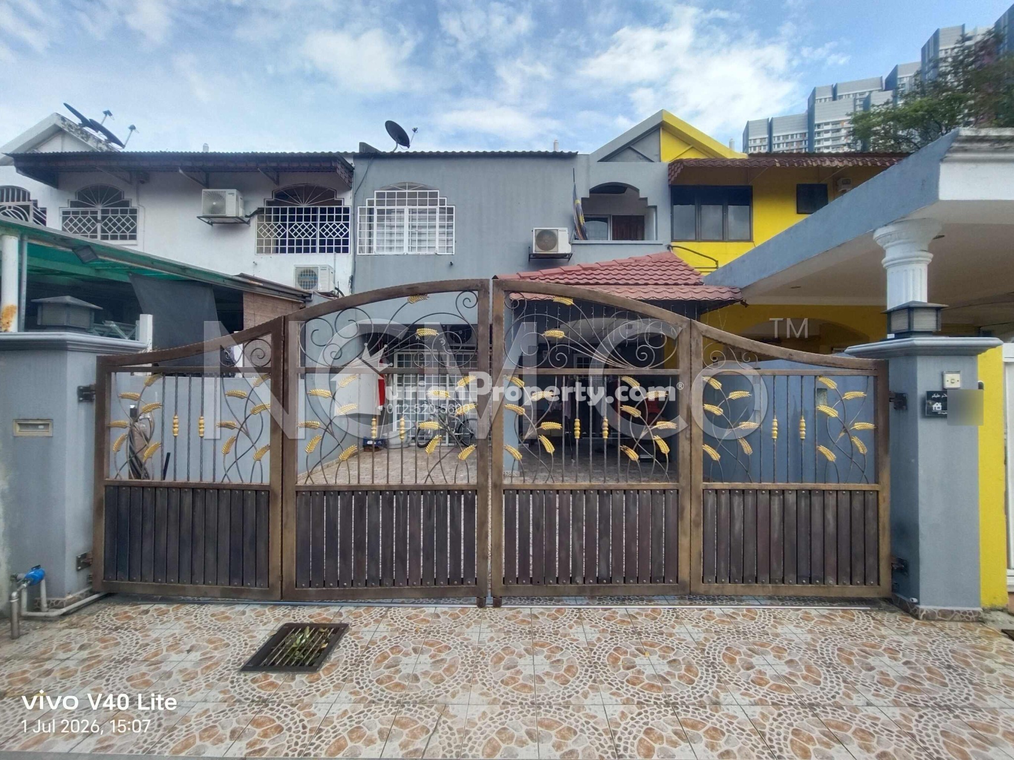 Terrace House For Auction at Taman Desawan