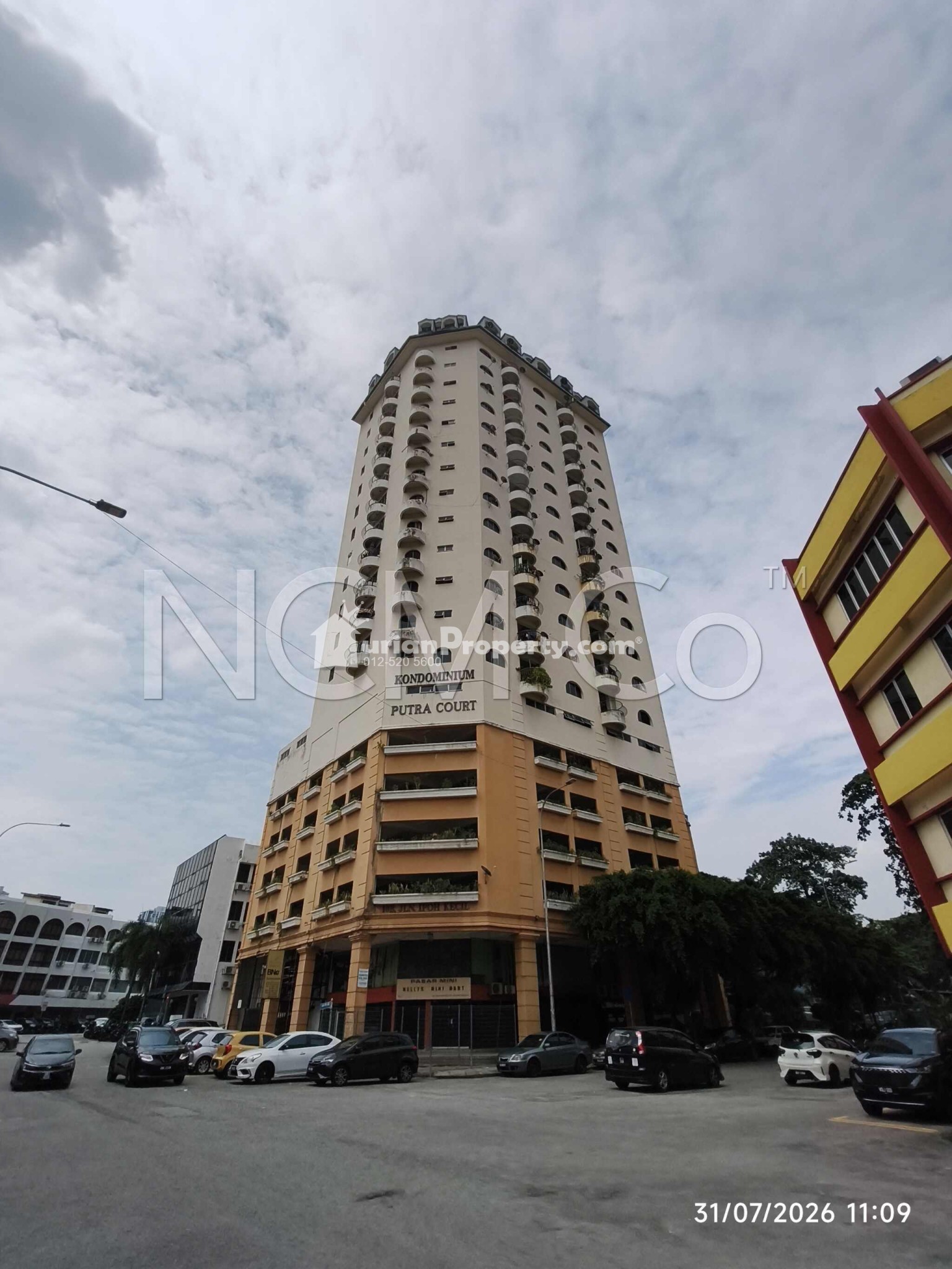Condo For Auction at Putra Court