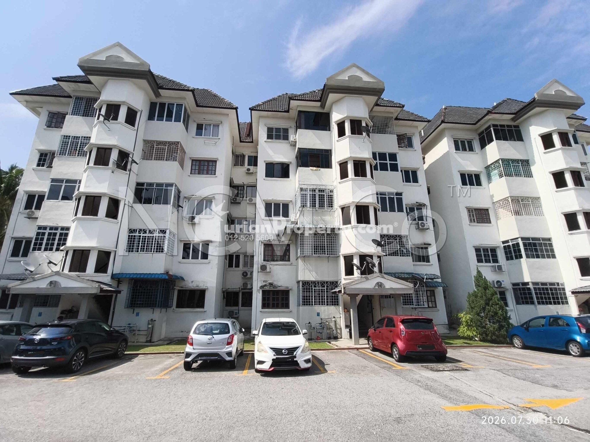 Apartment For Auction at Sri Tanjung Apartment
