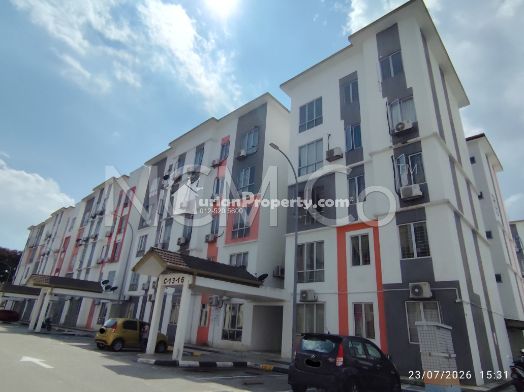 Apartment For Auction at Orchis Apartment