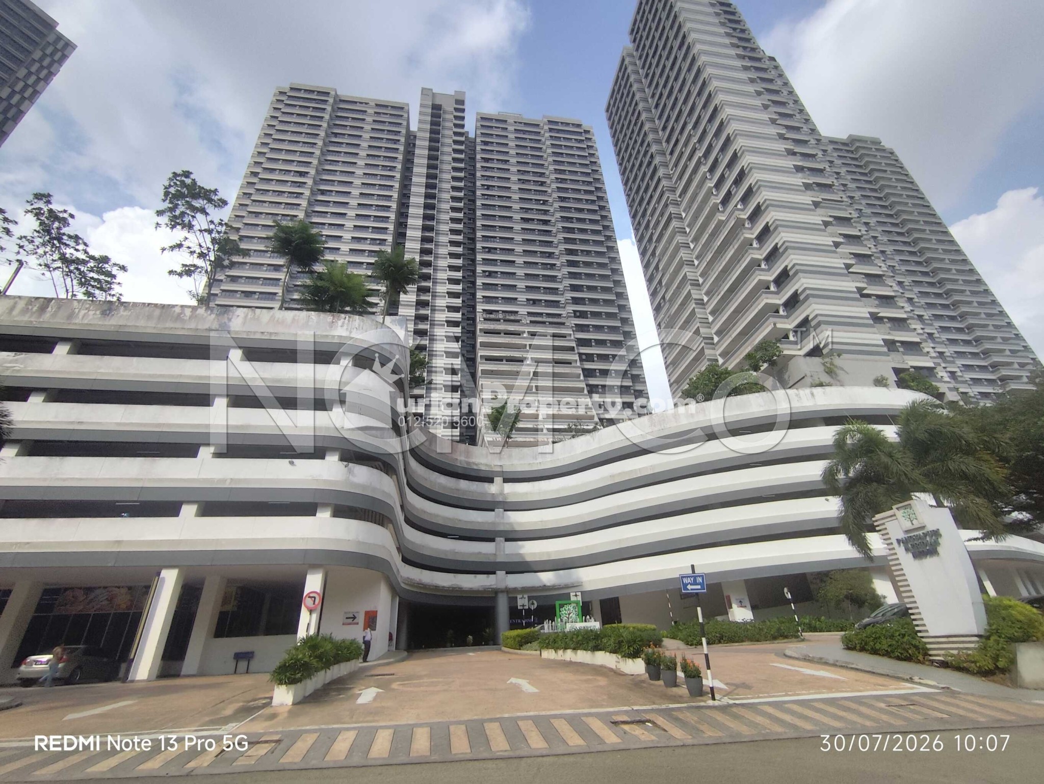 Apartment For Auction at Meridin Suites Residences