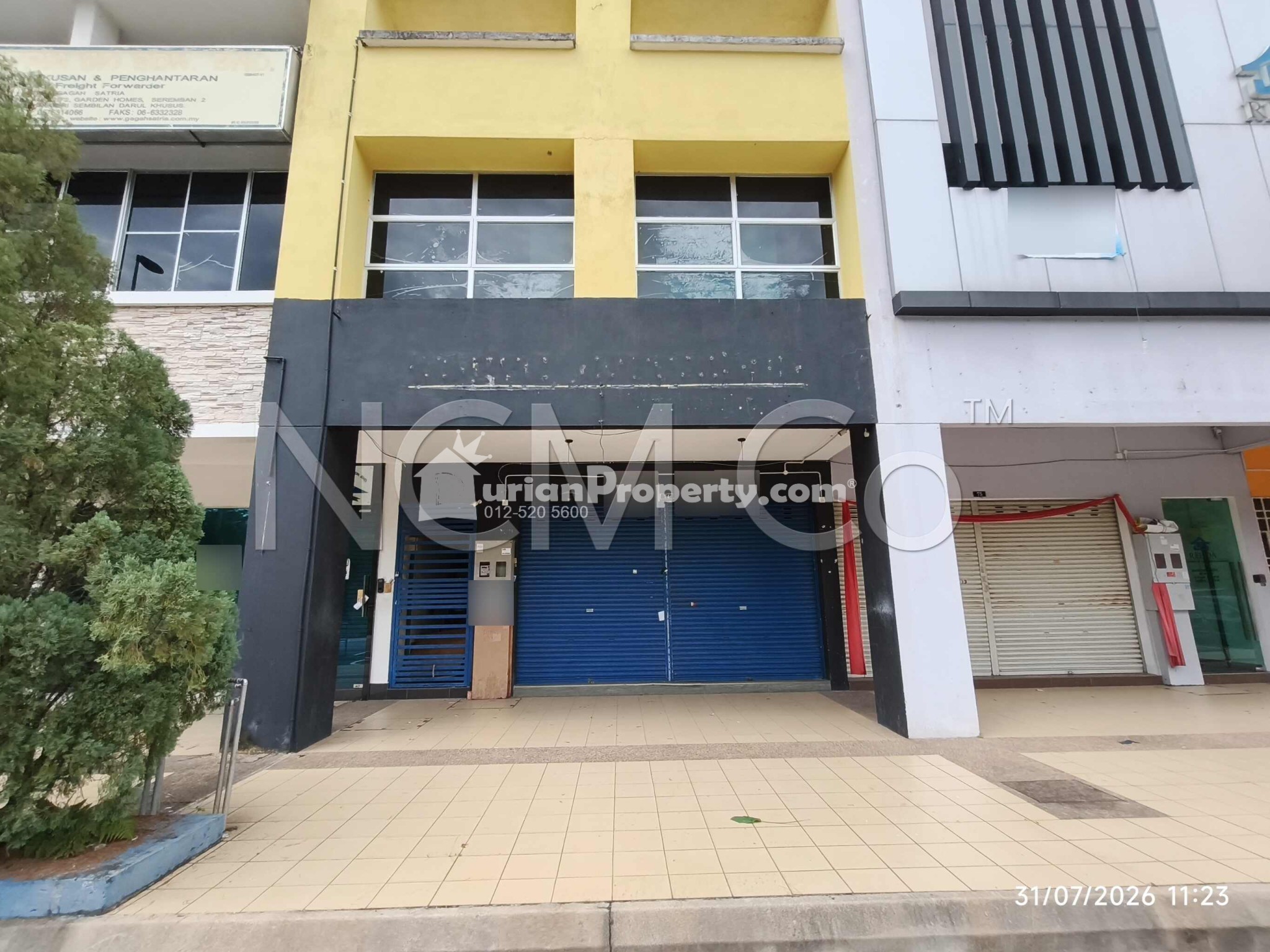 Shop Office For Auction at Garden Homes