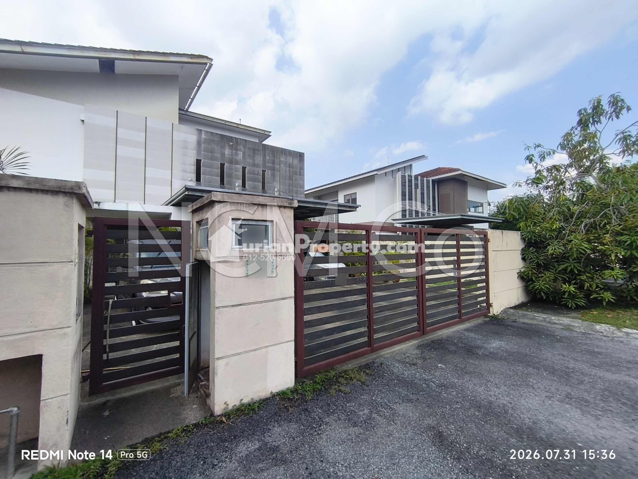 Bungalow House For Auction at Bandar Bukit Mahkota
