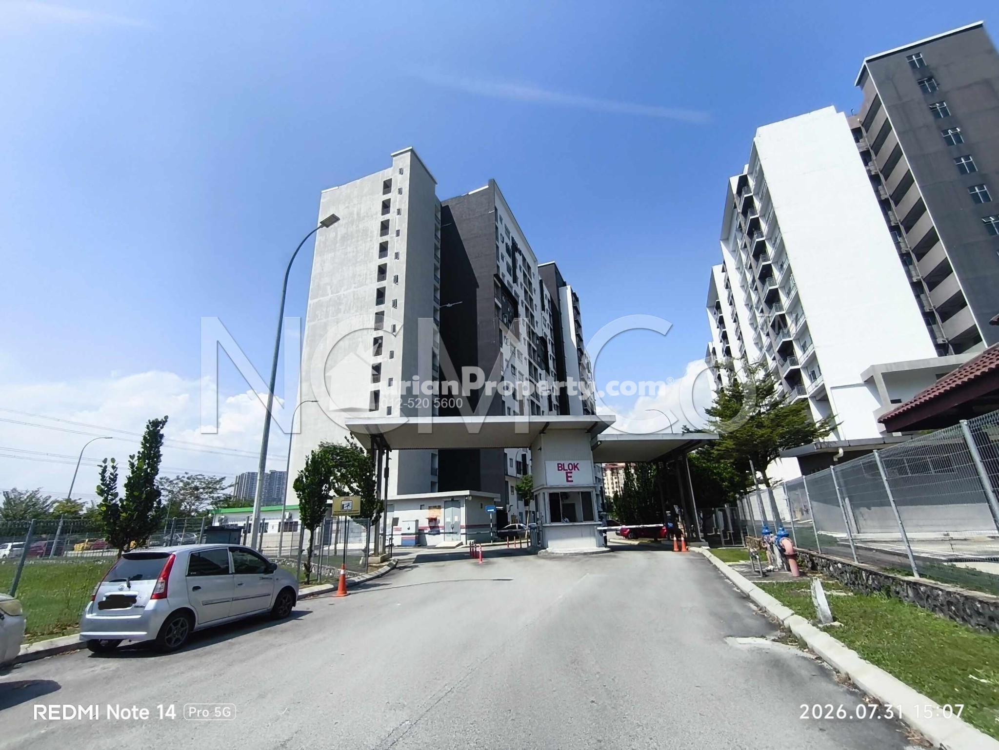 Apartment For Auction at Vesta View Apartment