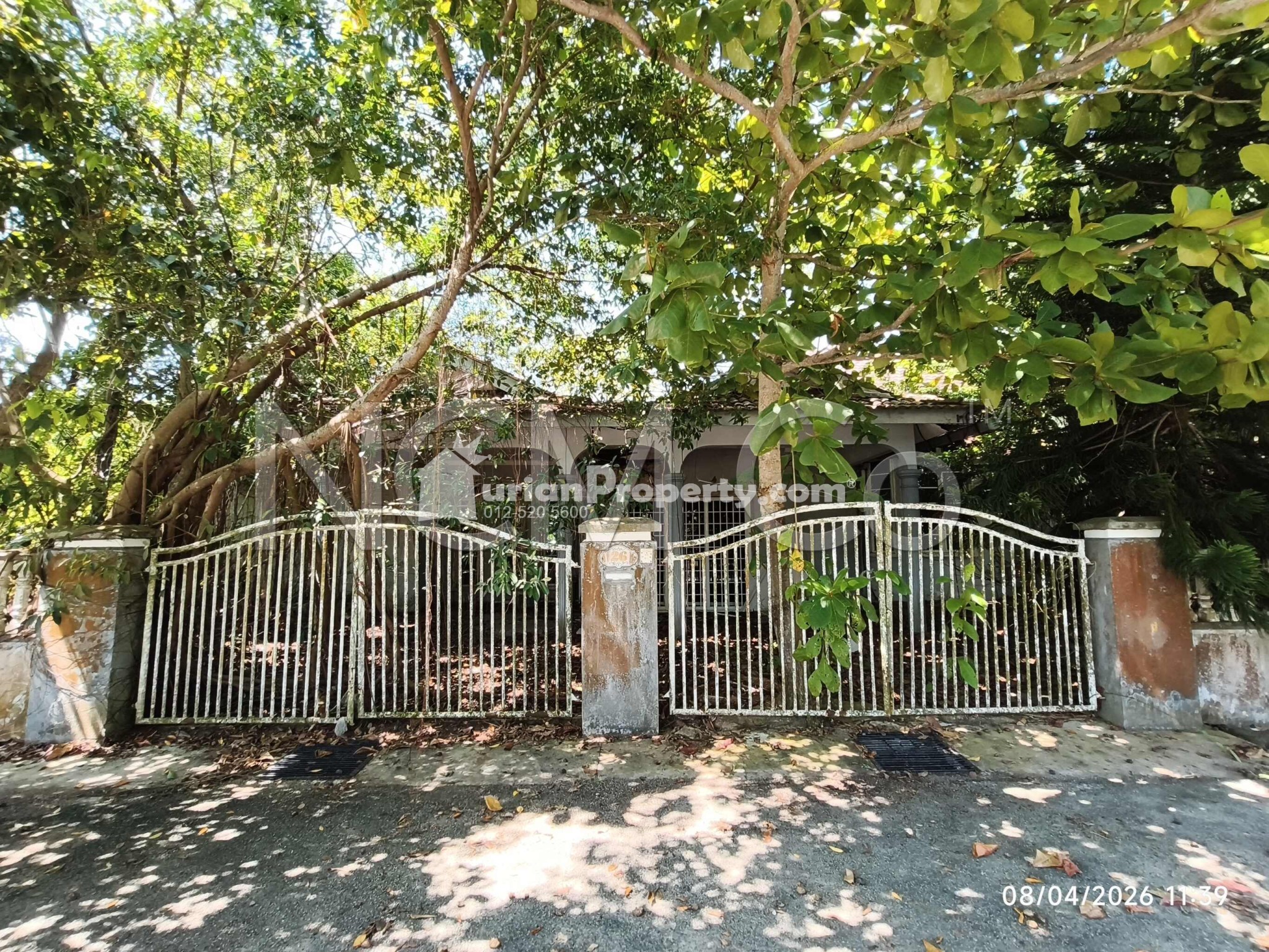 Bungalow House For Auction at Kempadang Perdana