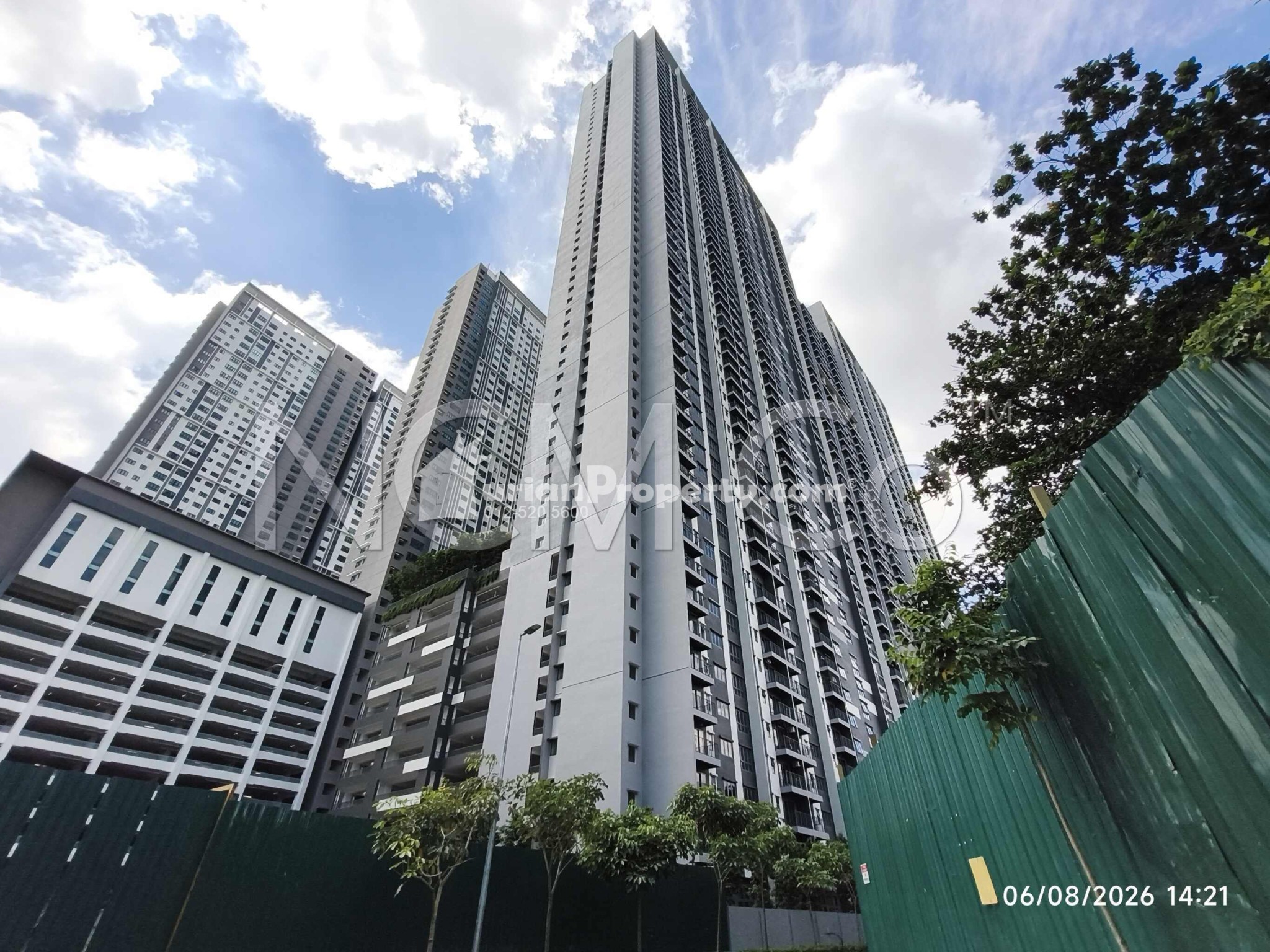 Serviced Residence For Auction at M Arisa