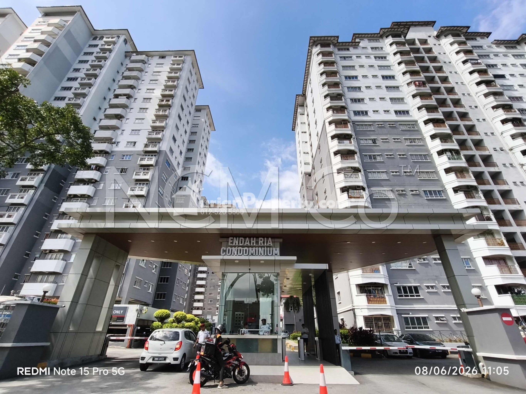 Condo For Auction at Endah Ria