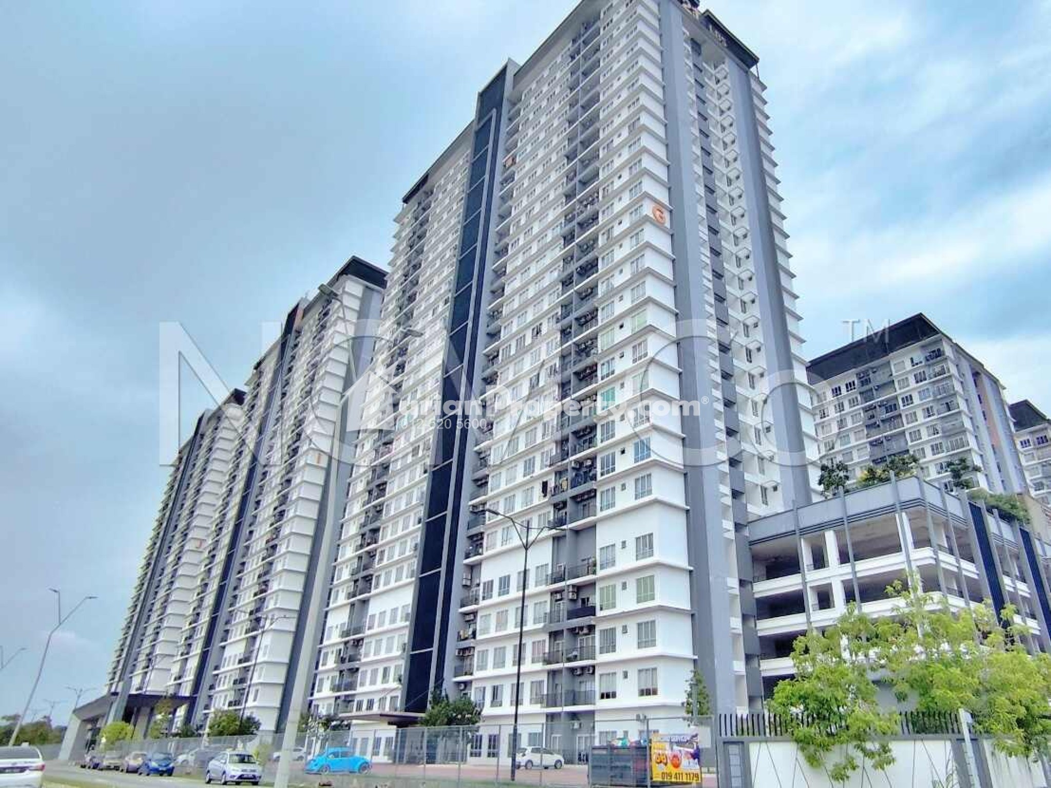 Serviced Residence For Auction at BSP 21
