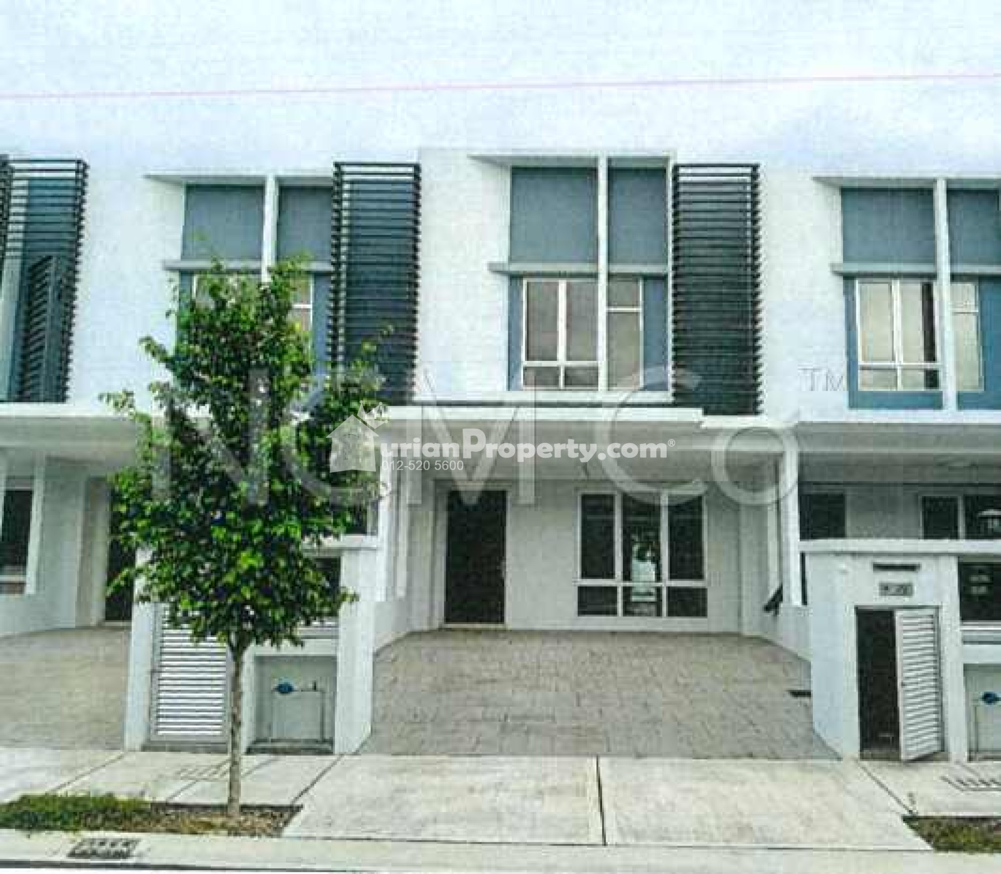 Terrace House For Auction at Acacia Park