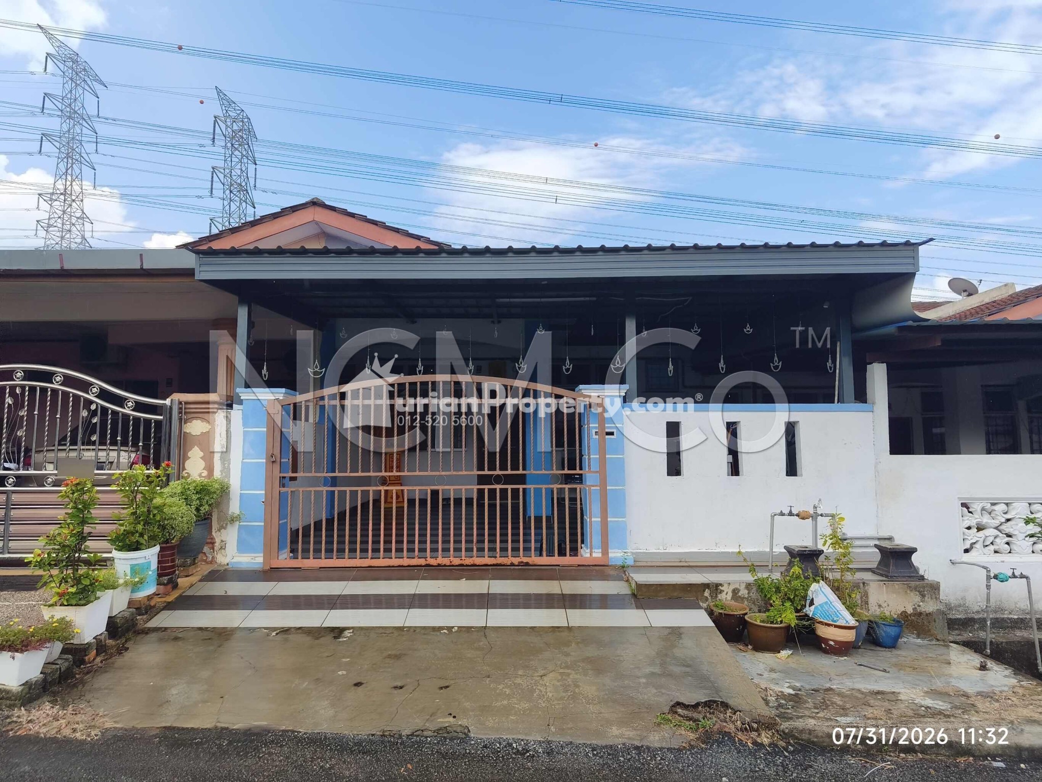 Terrace House For Auction at Taman Lukut Makmur