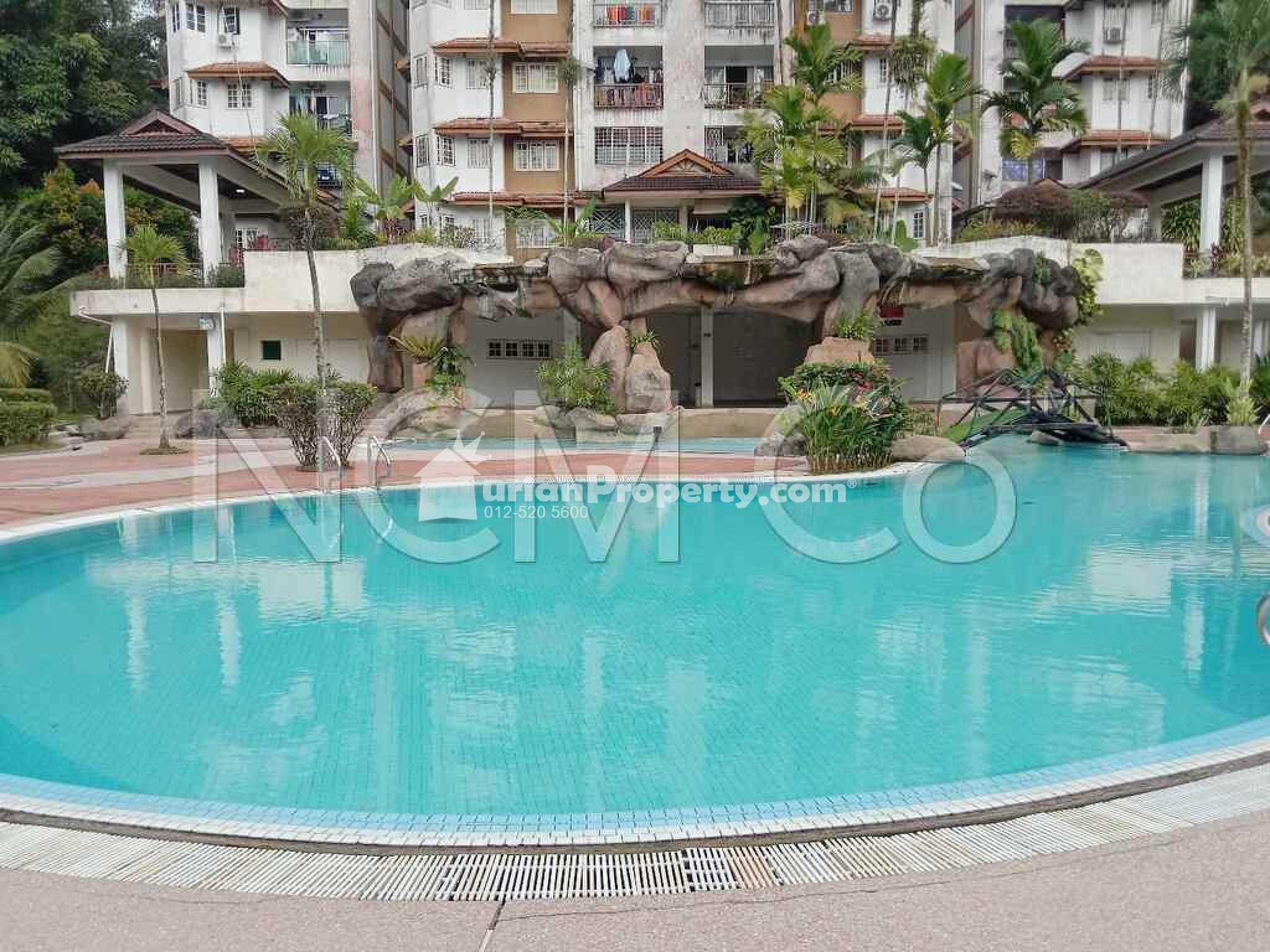 Condo For Auction at Villaria