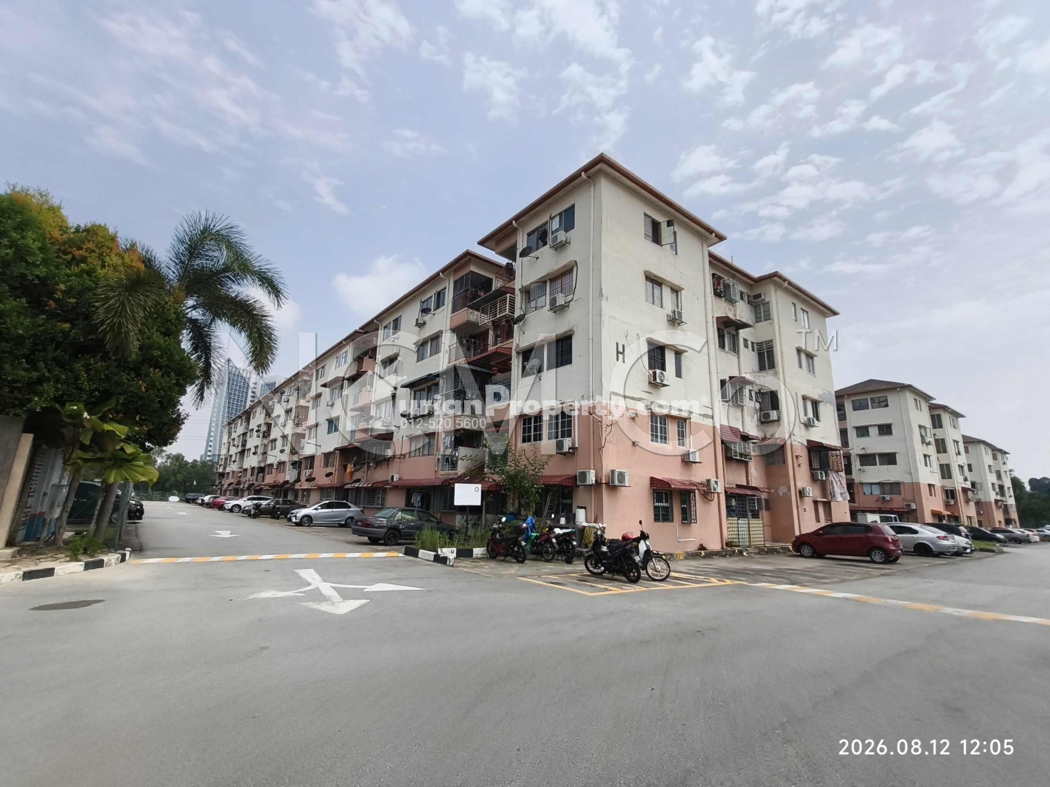 Apartment For Auction at Sri Anggerik 2