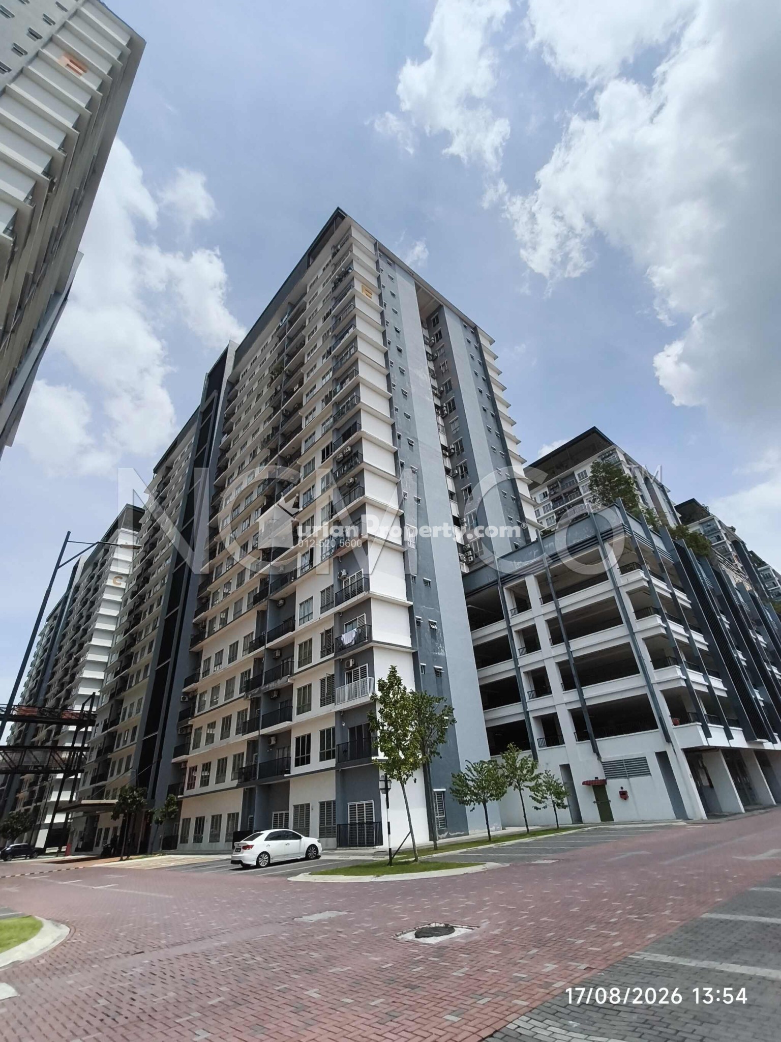 Serviced Residence For Auction at BSP 21