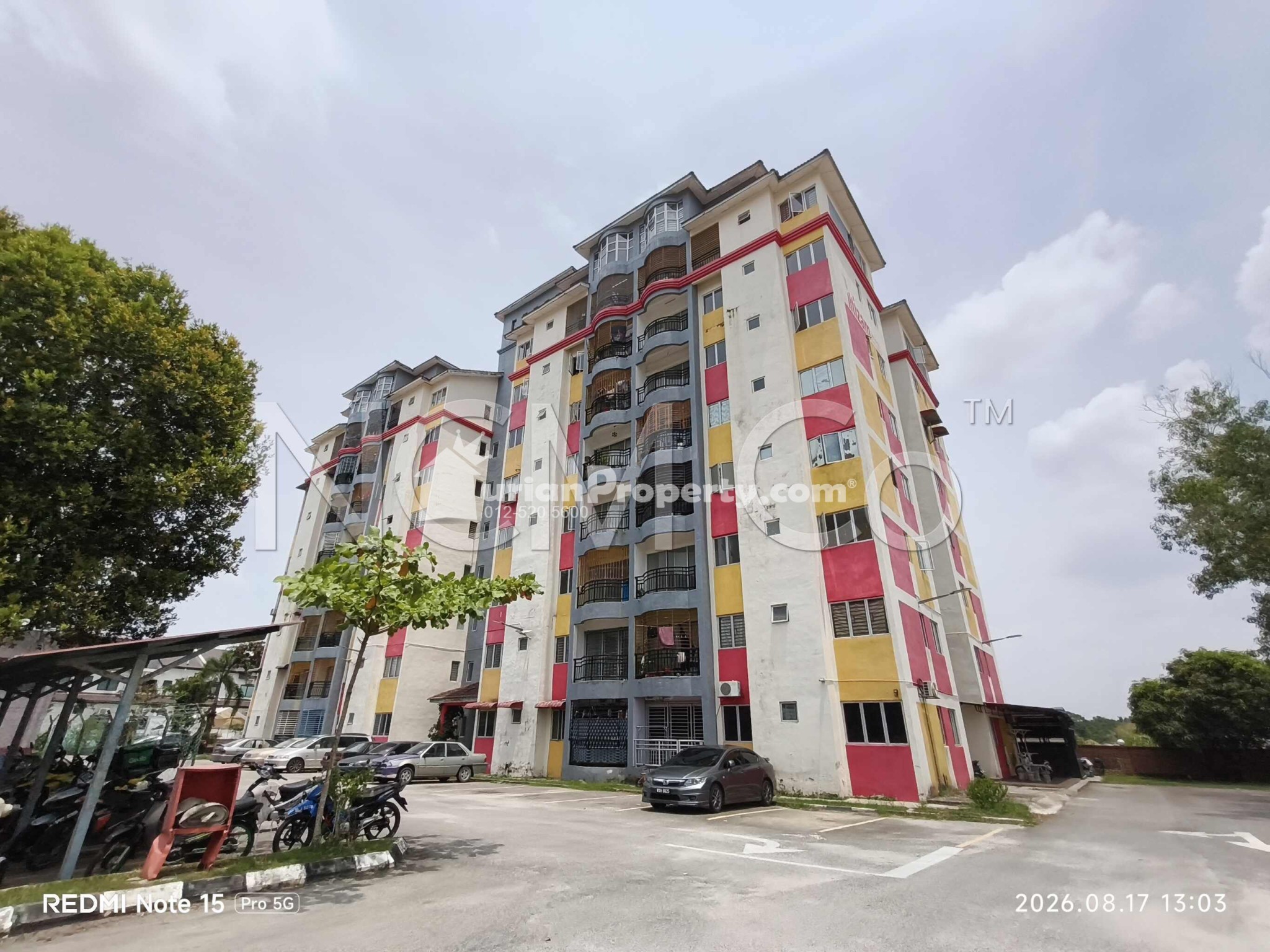 Apartment For Auction at Danau Sutera Apartment