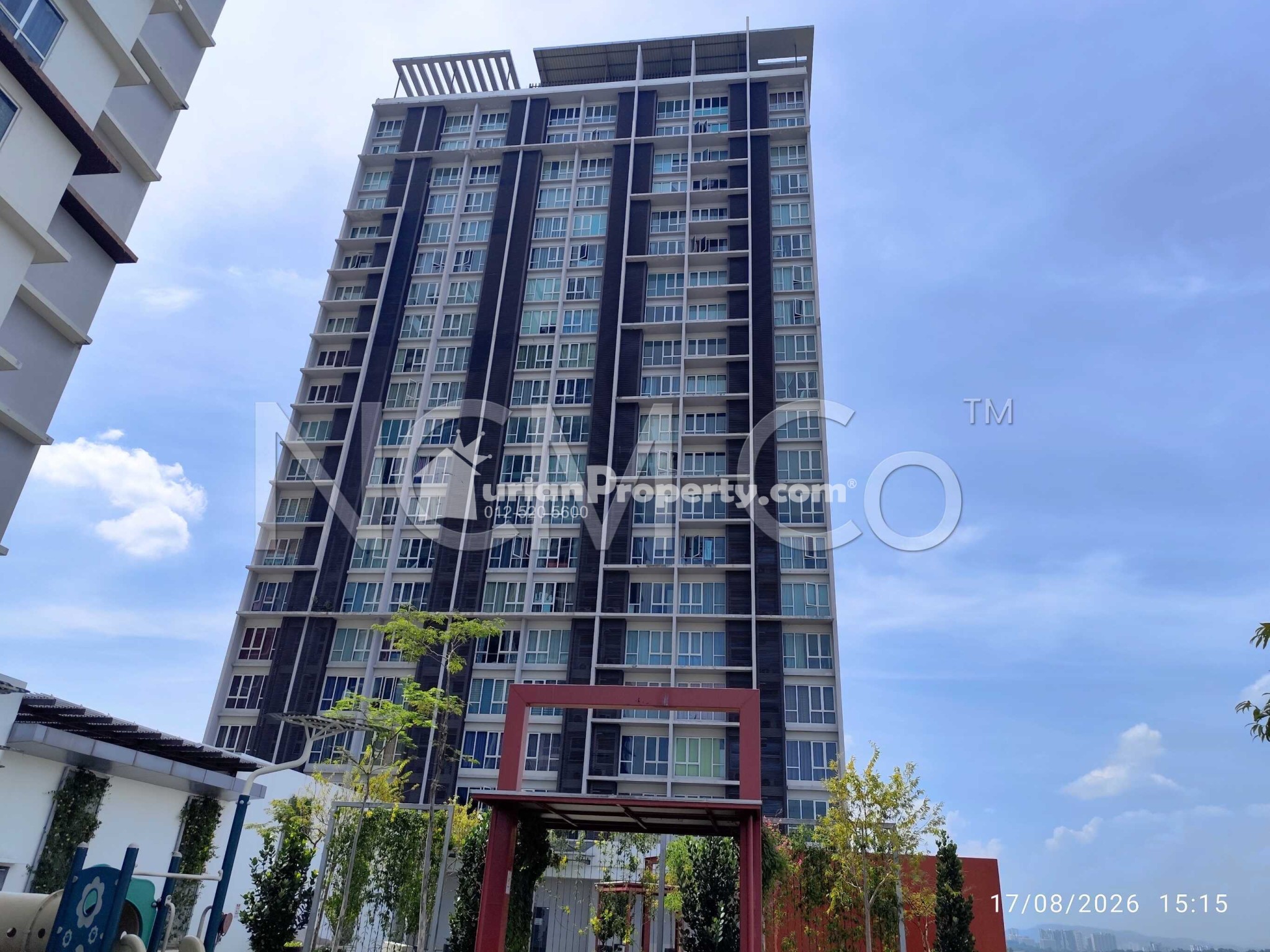 Apartment For Auction at Unipark Condominium