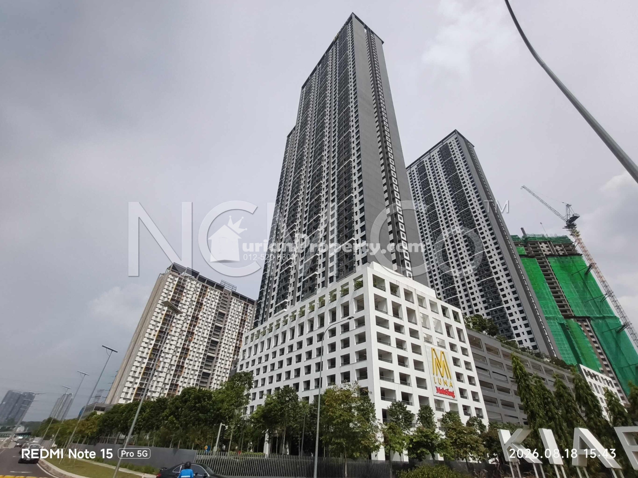 Serviced Residence For Auction at M Luna