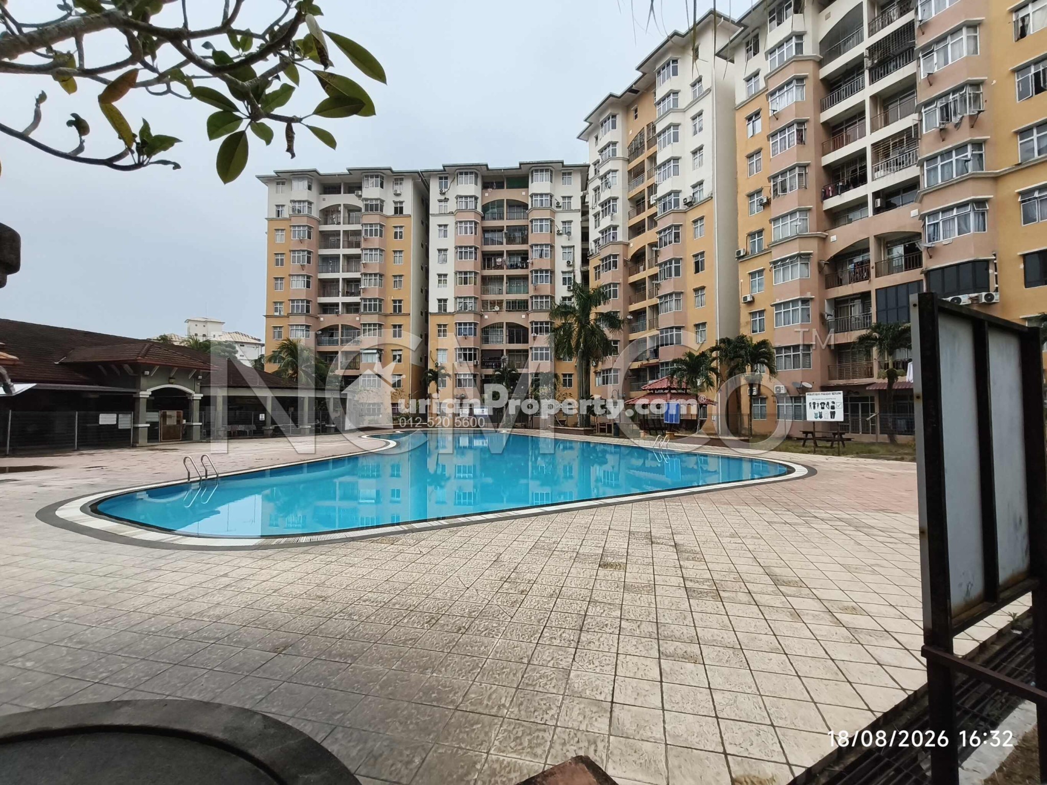 Apartment For Auction at Sri Palma Villa