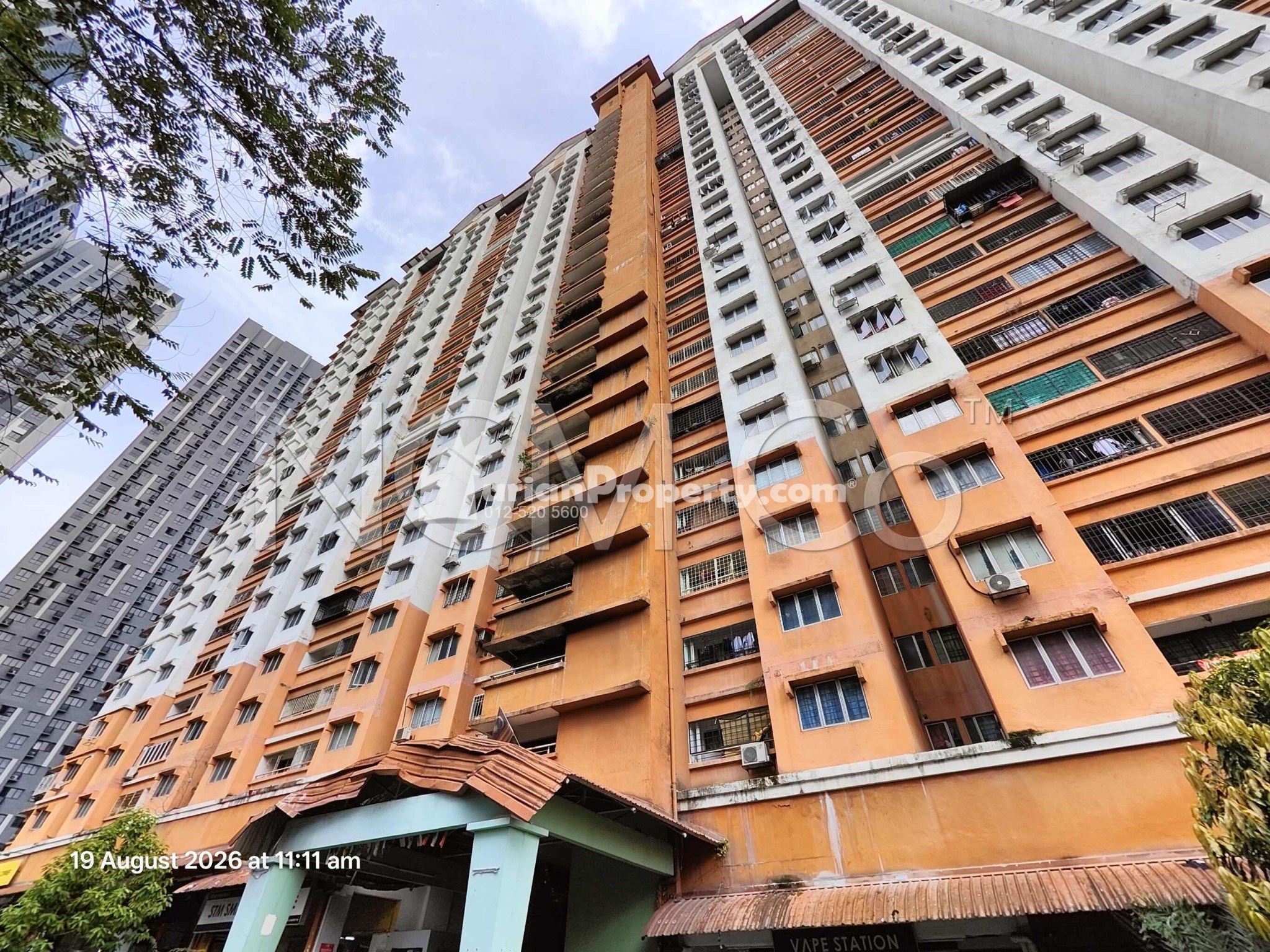 Apartment For Auction at Flora Damansara Apartment